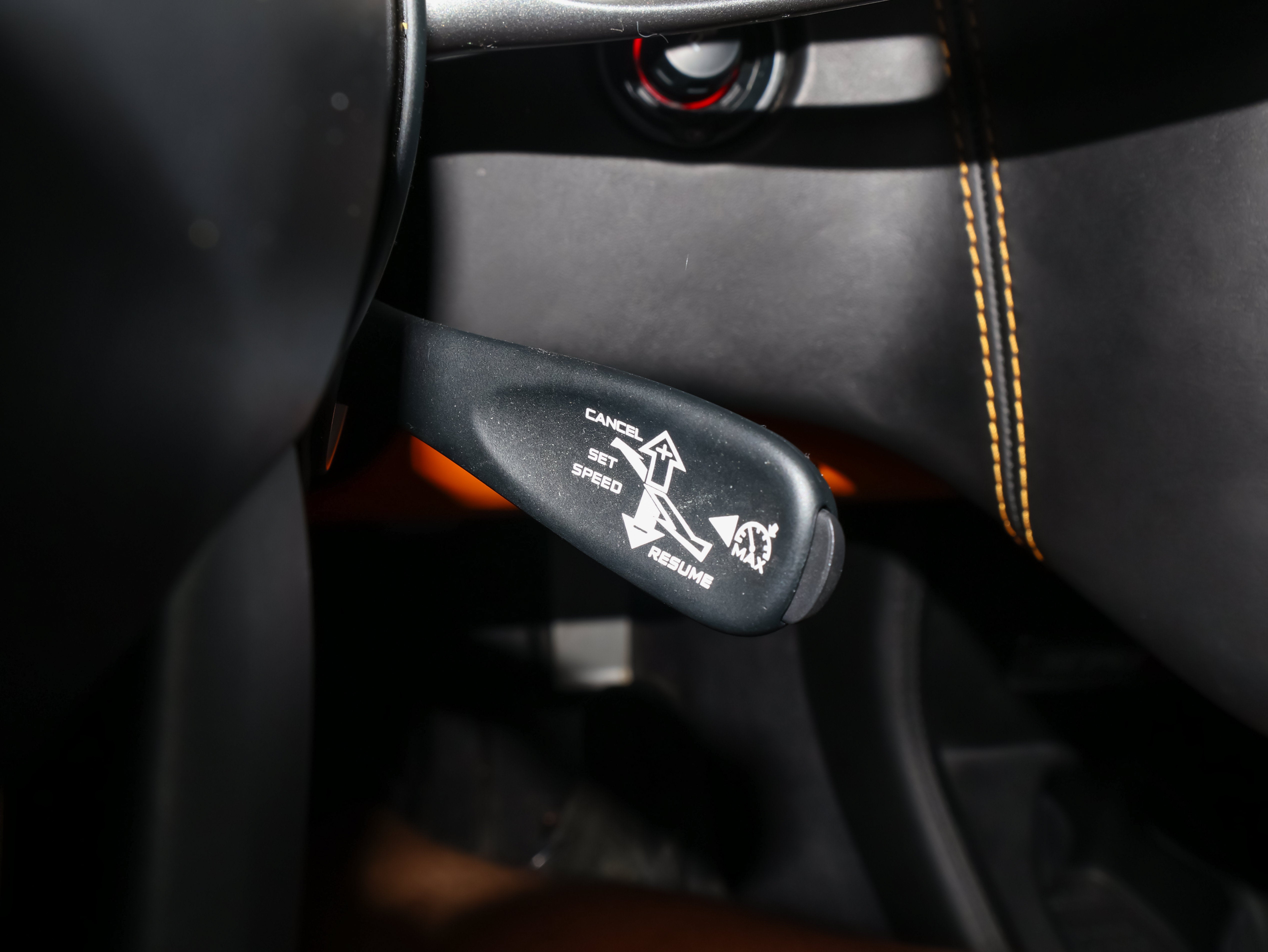 2016 McLaren 570S Base