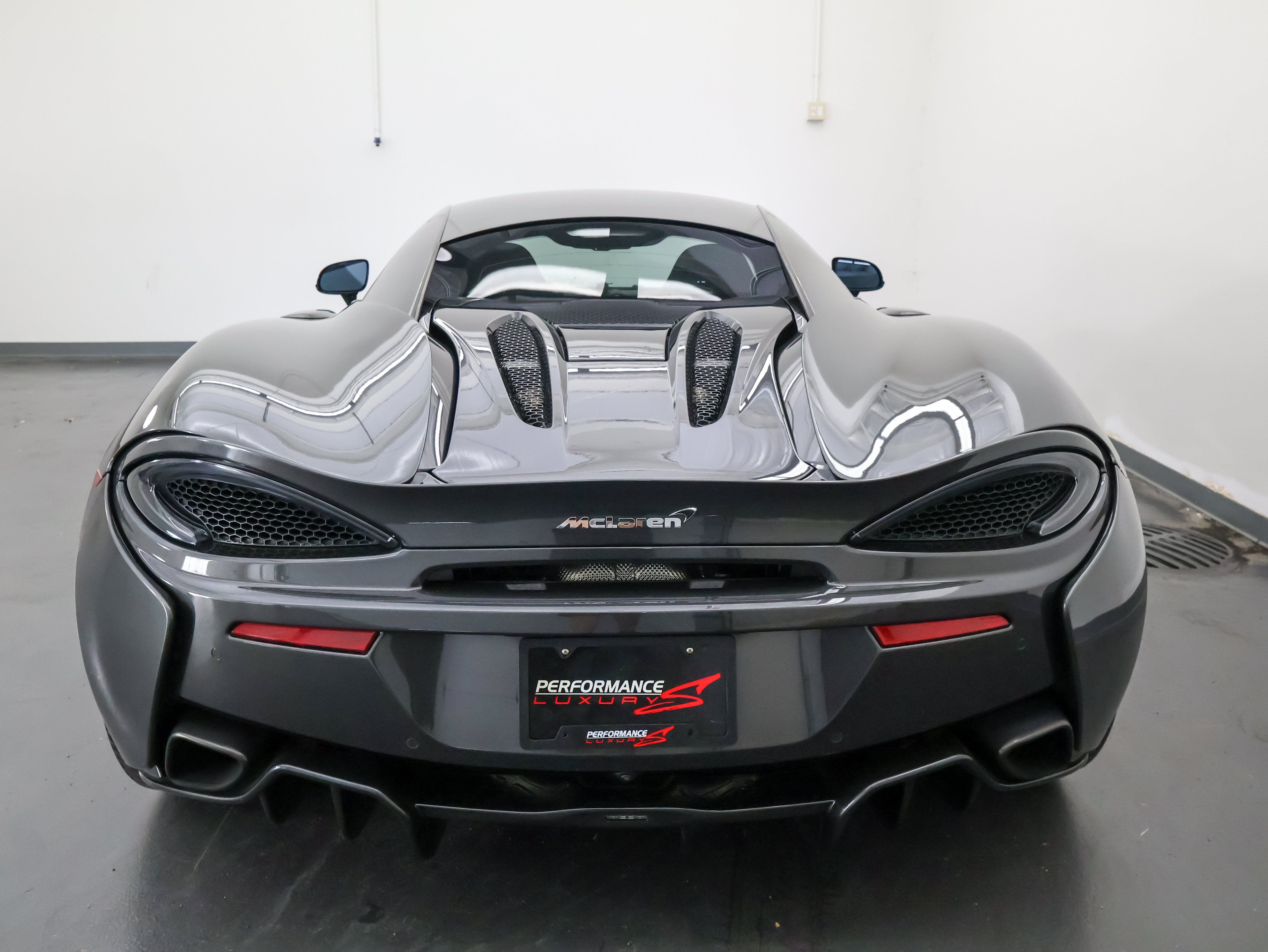 2016 McLaren 570S Base