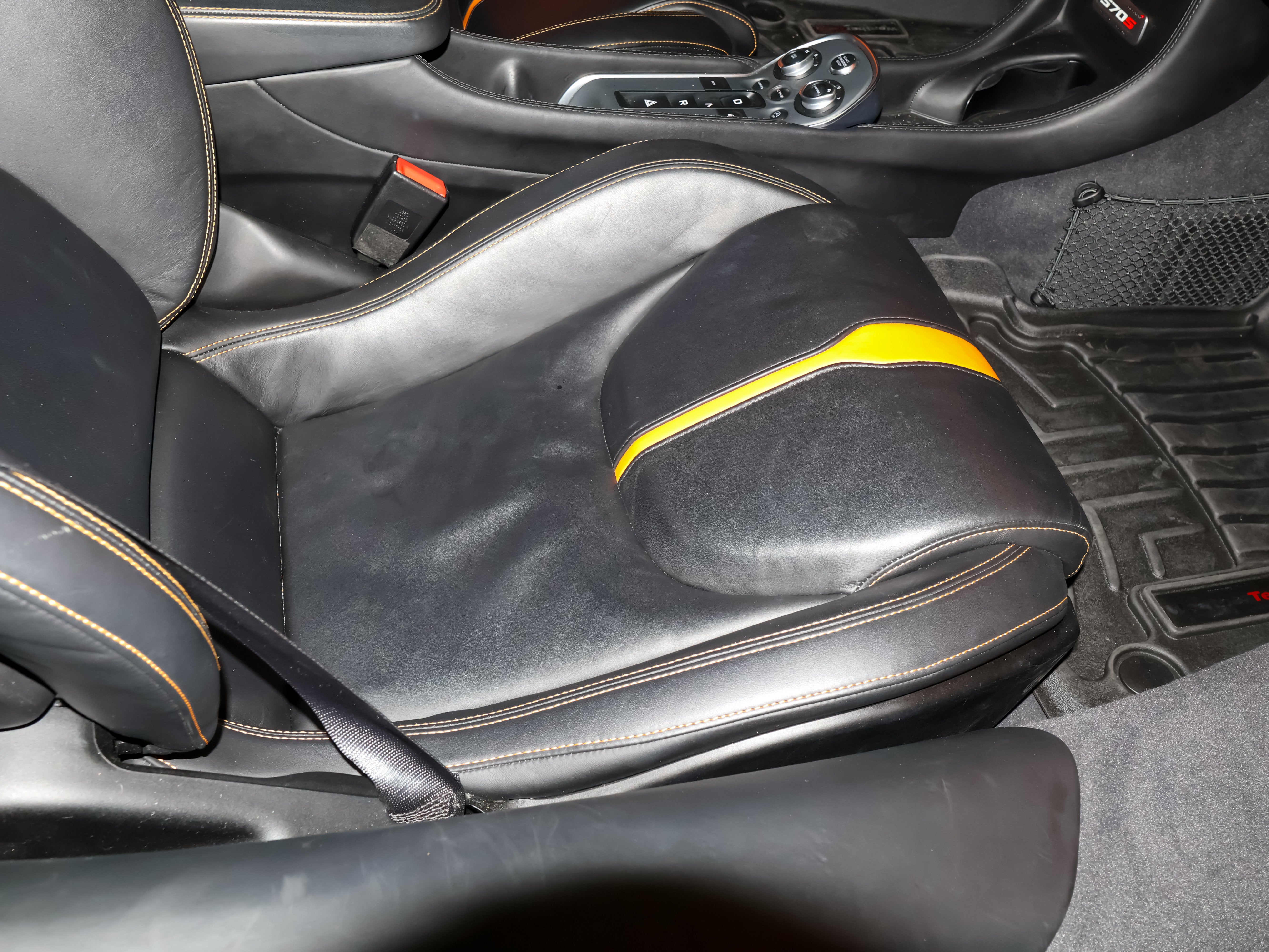 2016 McLaren 570S Base