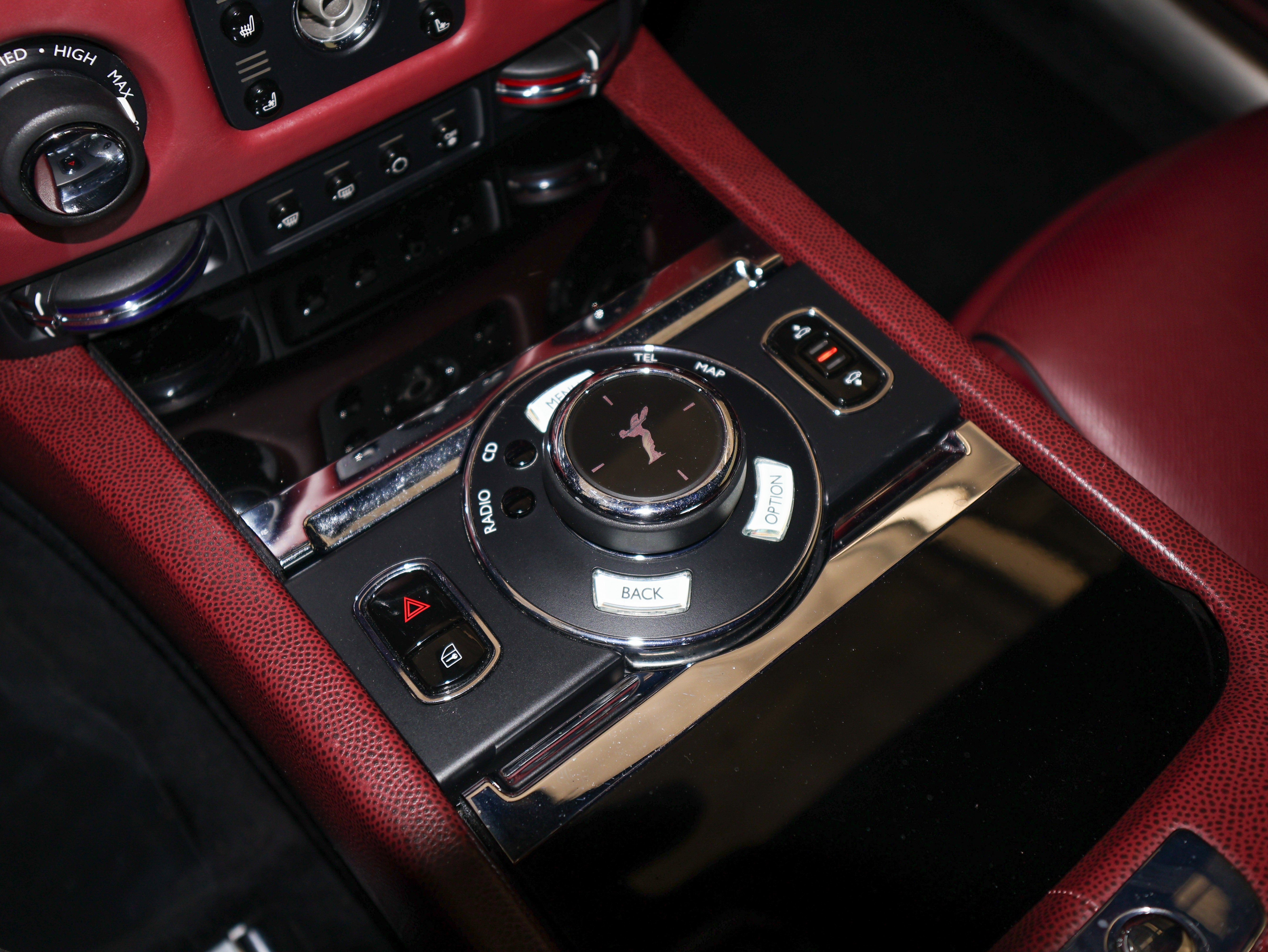 2015 Rolls-Royce Wraith Base