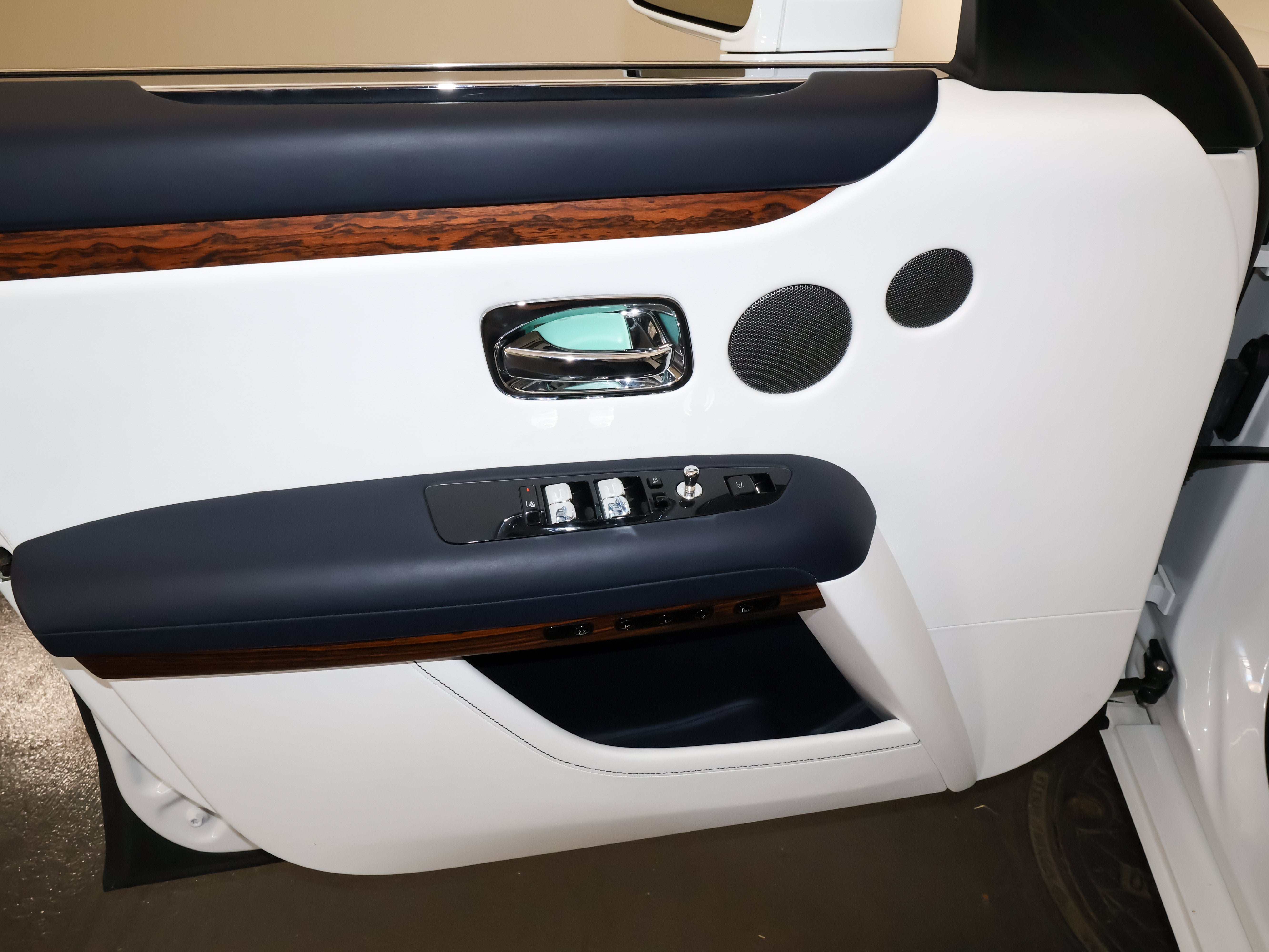 2022 Rolls-Royce Ghost Base