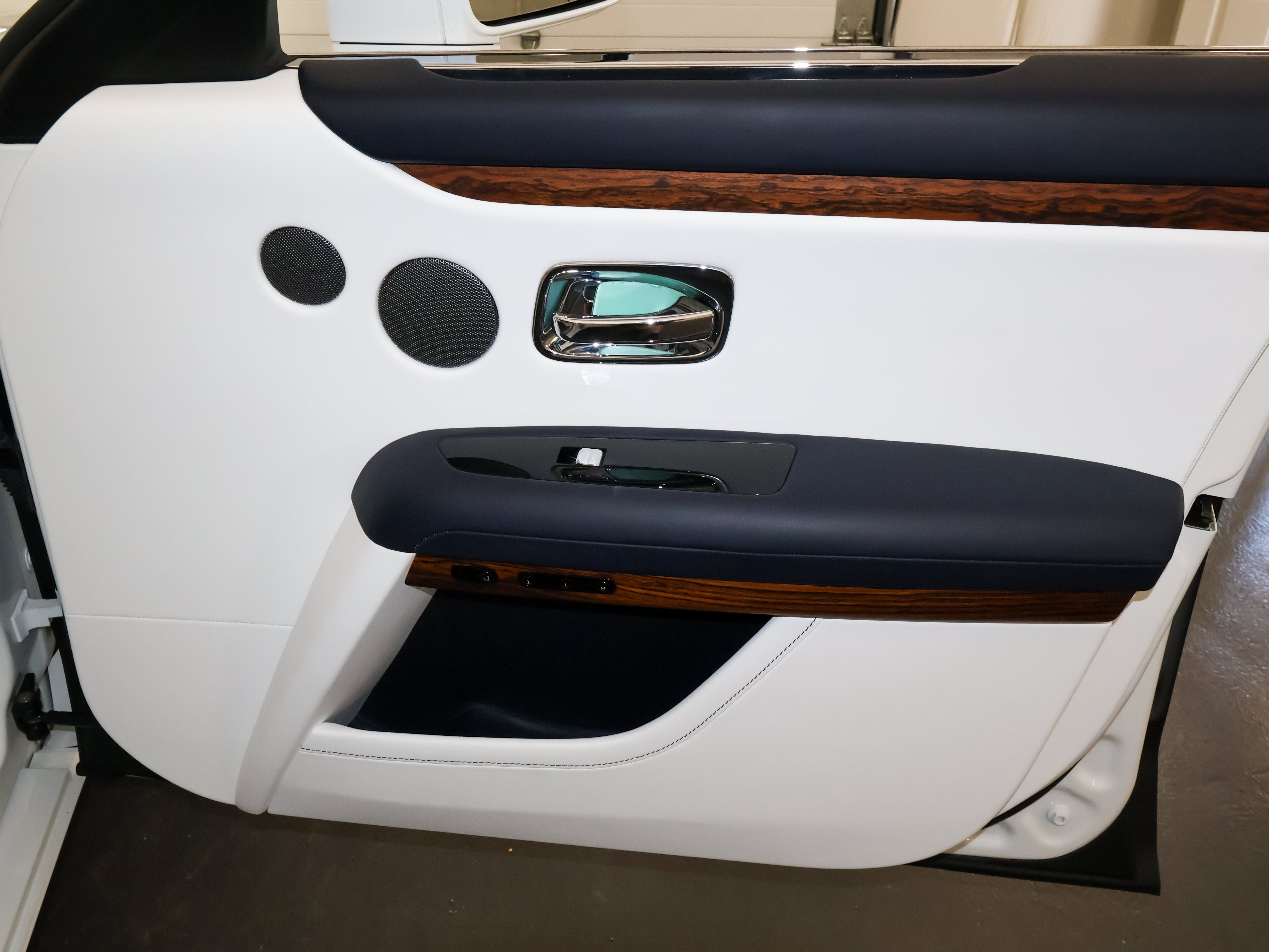 2022 Rolls-Royce Ghost Base
