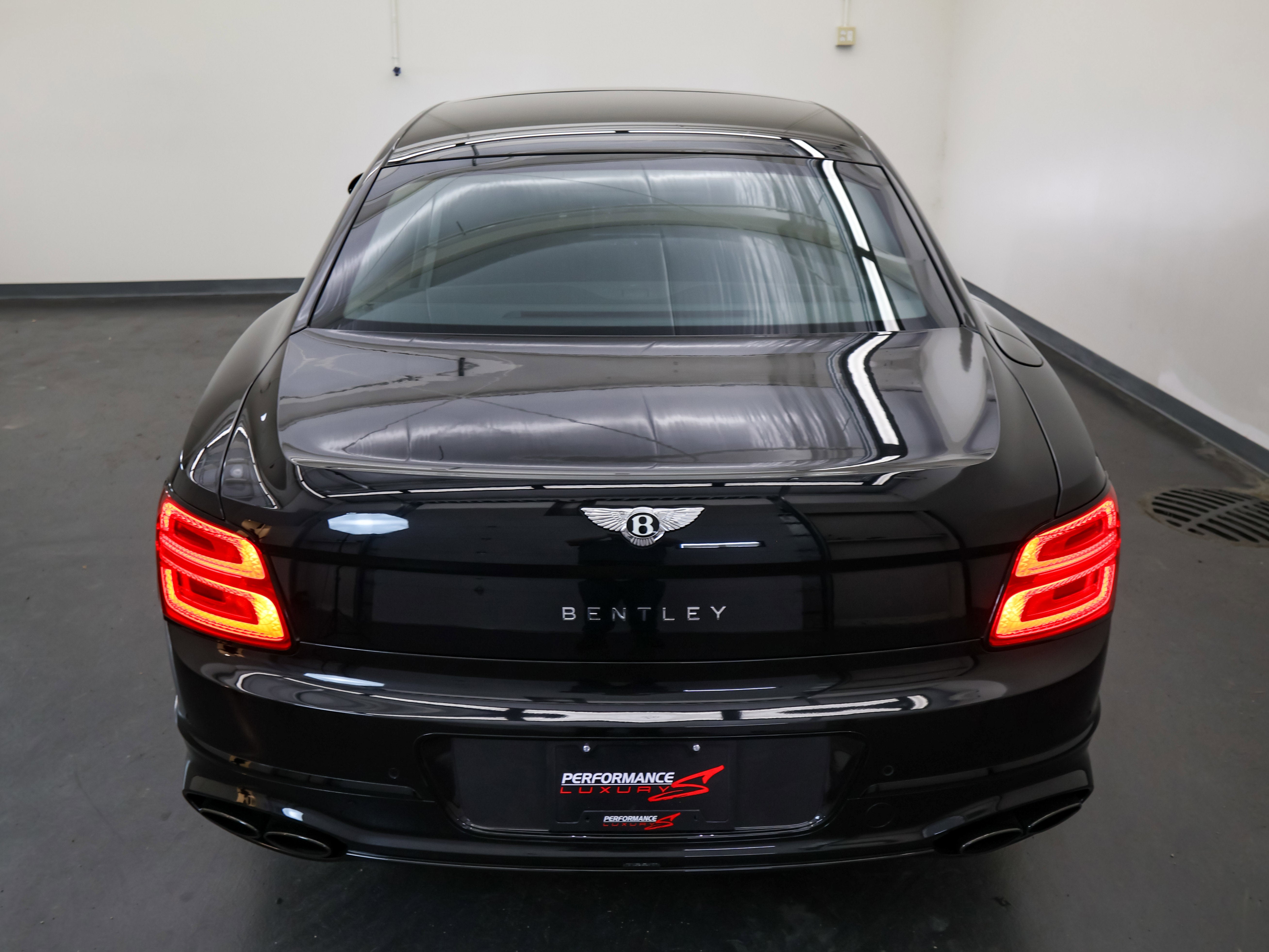 2022 Bentley Flying Spur V8