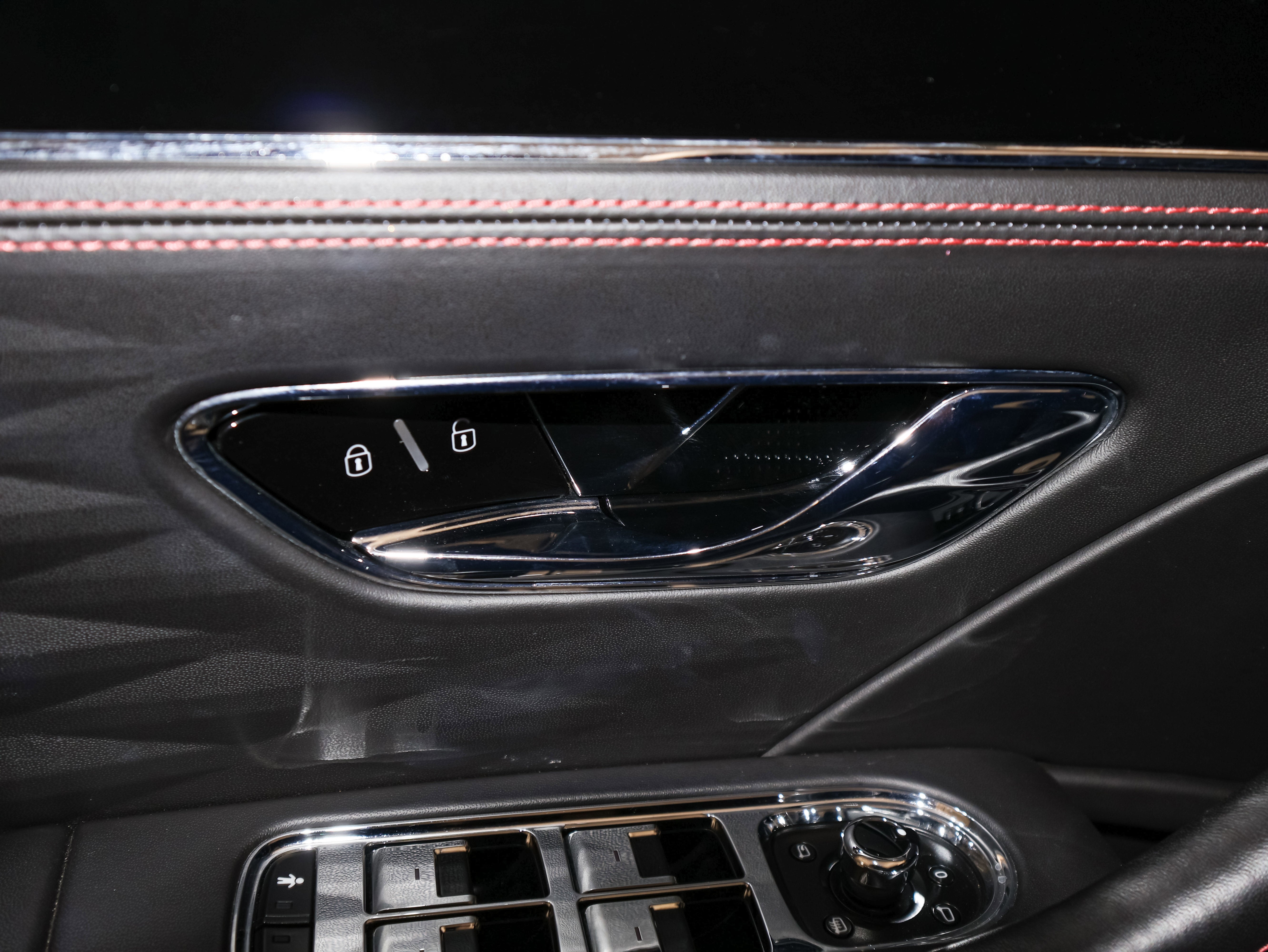 2022 Bentley Flying Spur V8