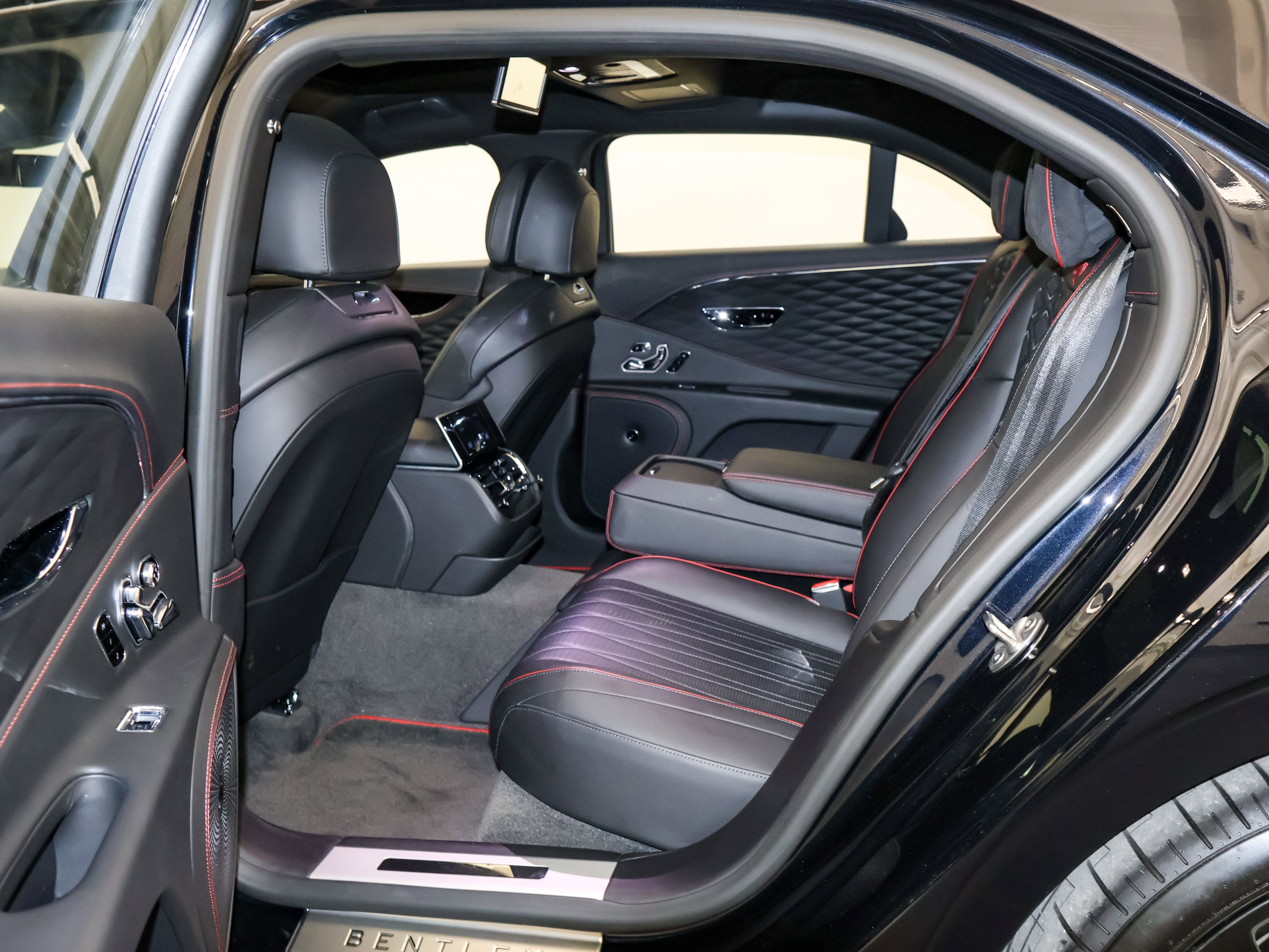 2022 Bentley Flying Spur V8