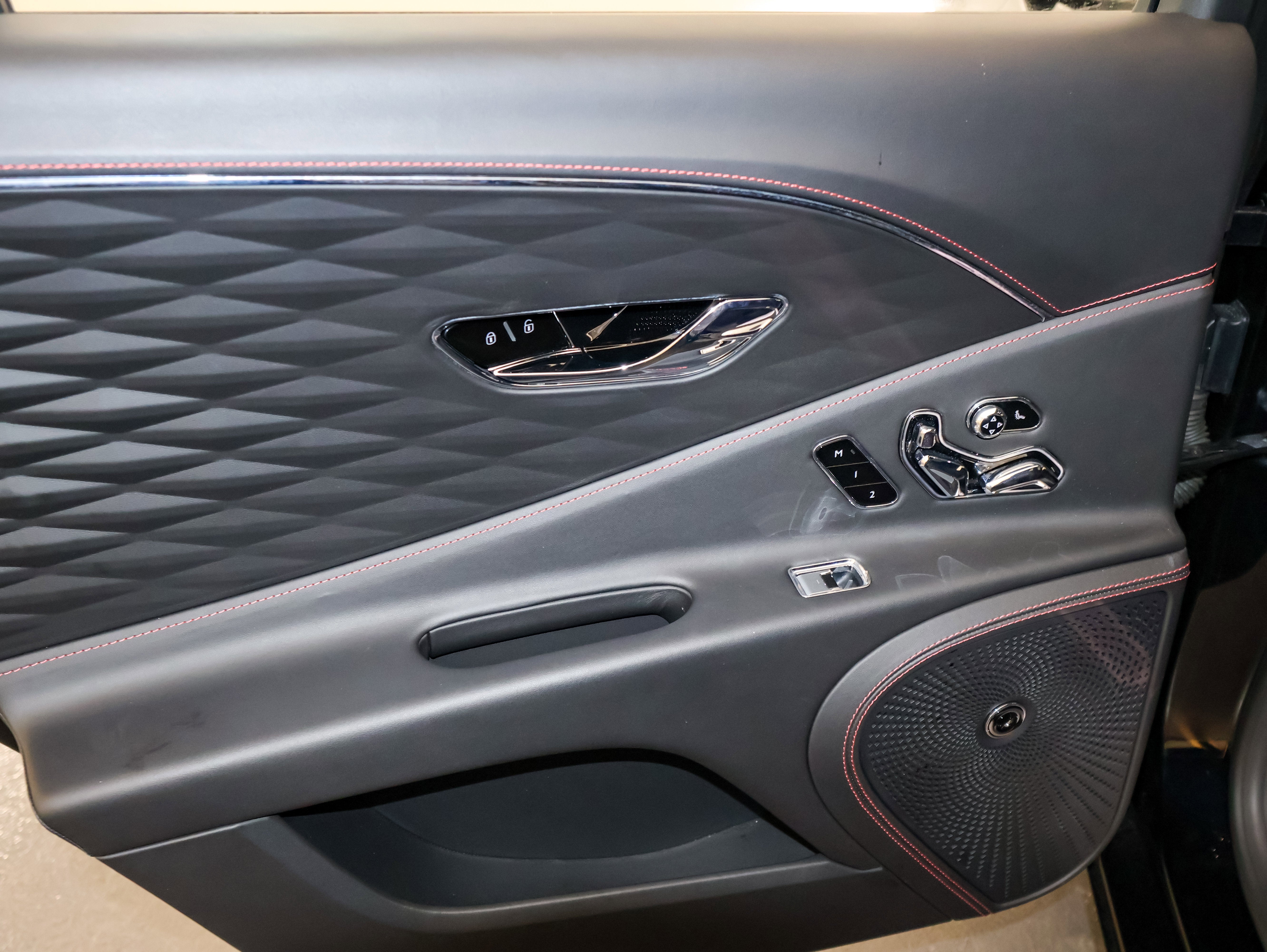 2022 Bentley Flying Spur V8