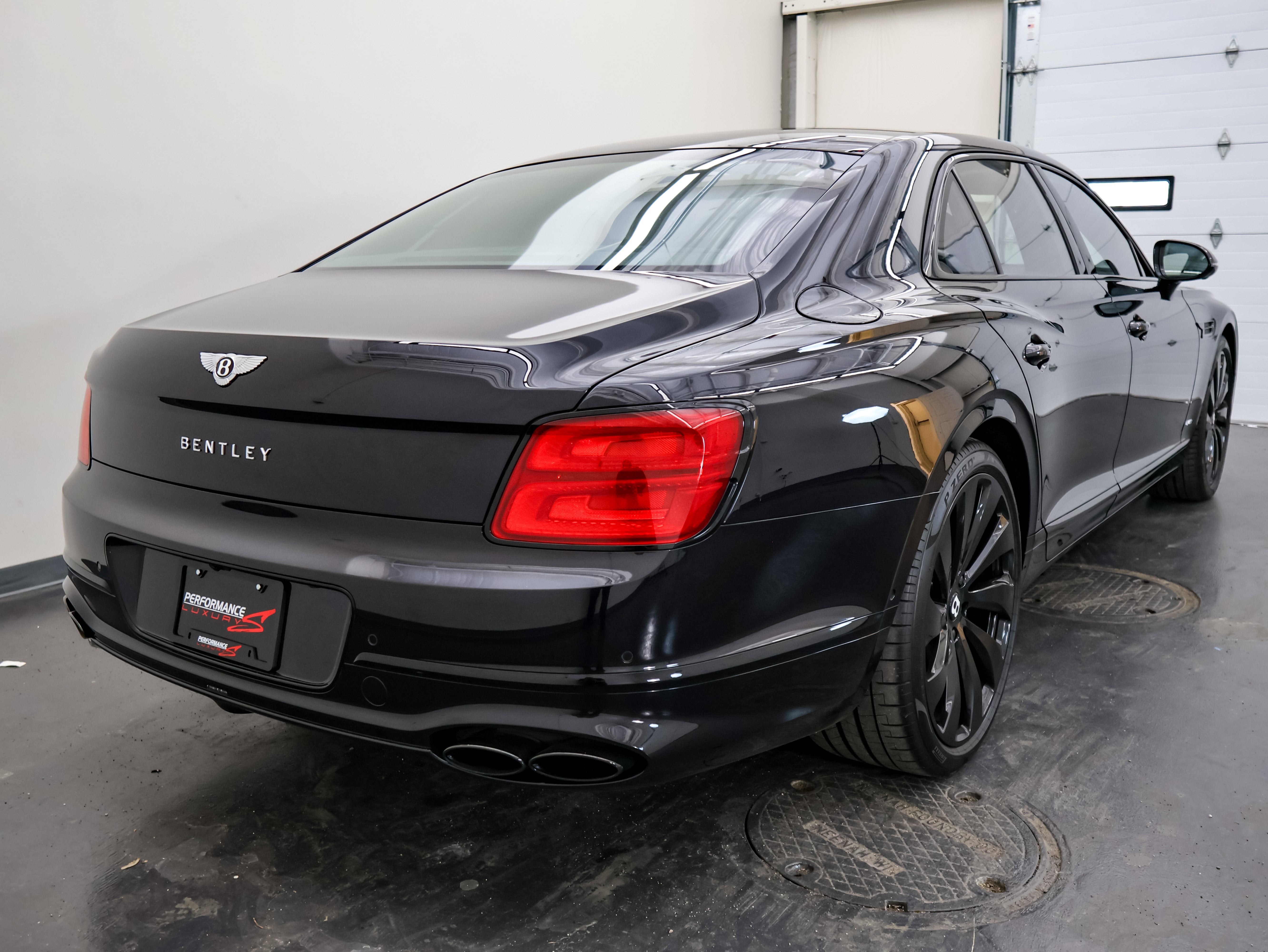 2022 Bentley Flying Spur V8