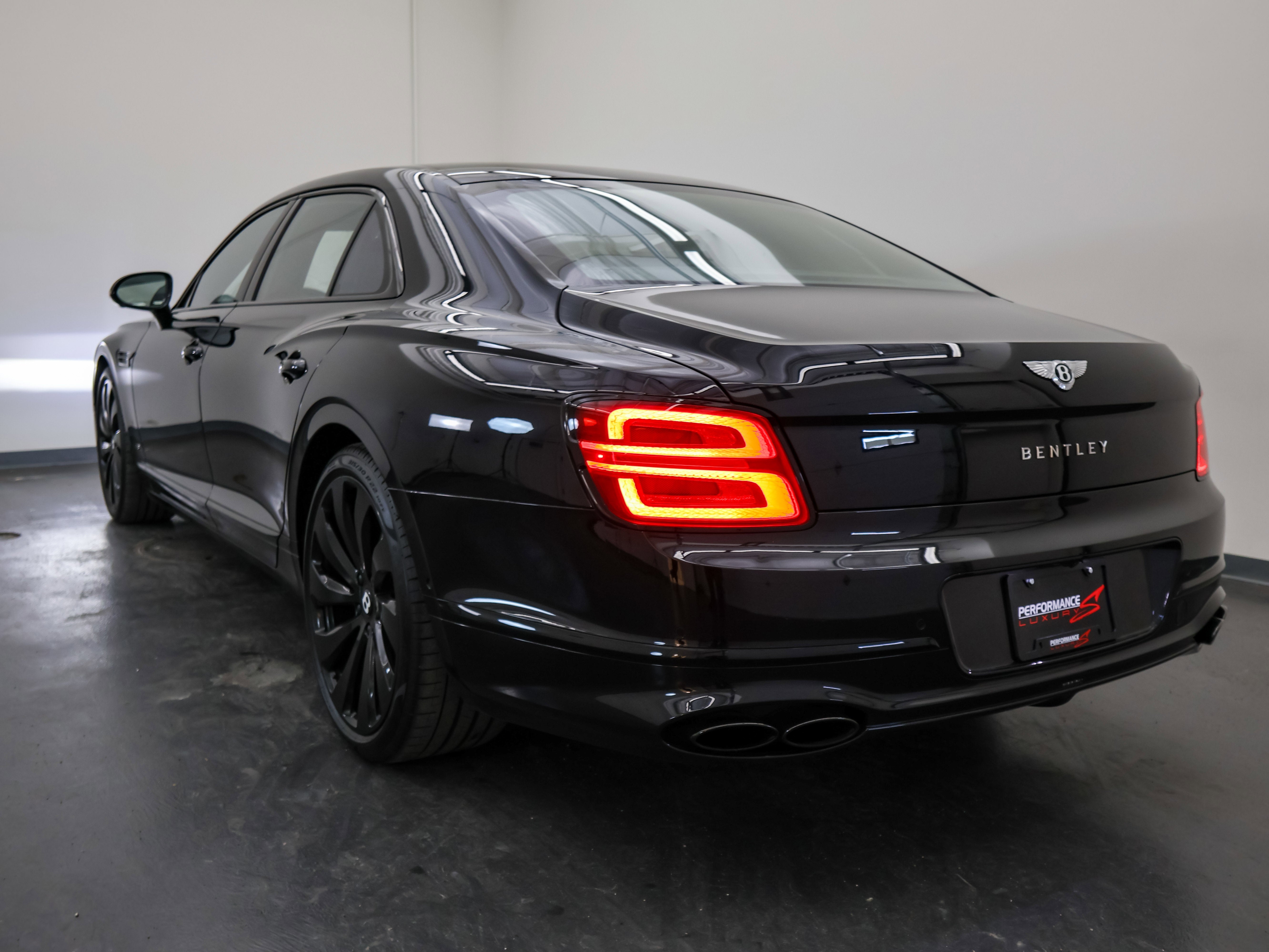 2022 Bentley Flying Spur V8