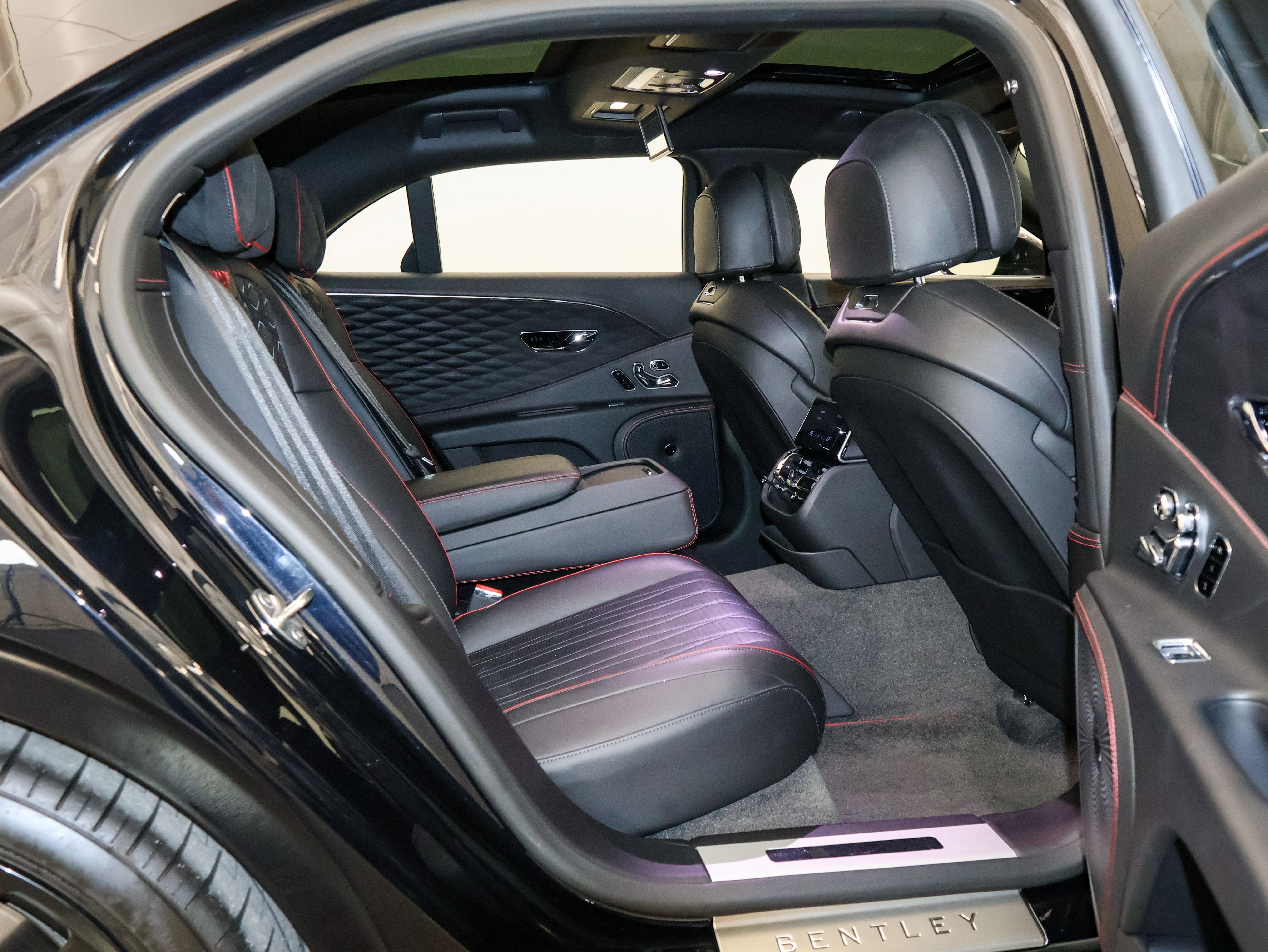 2022 Bentley Flying Spur V8