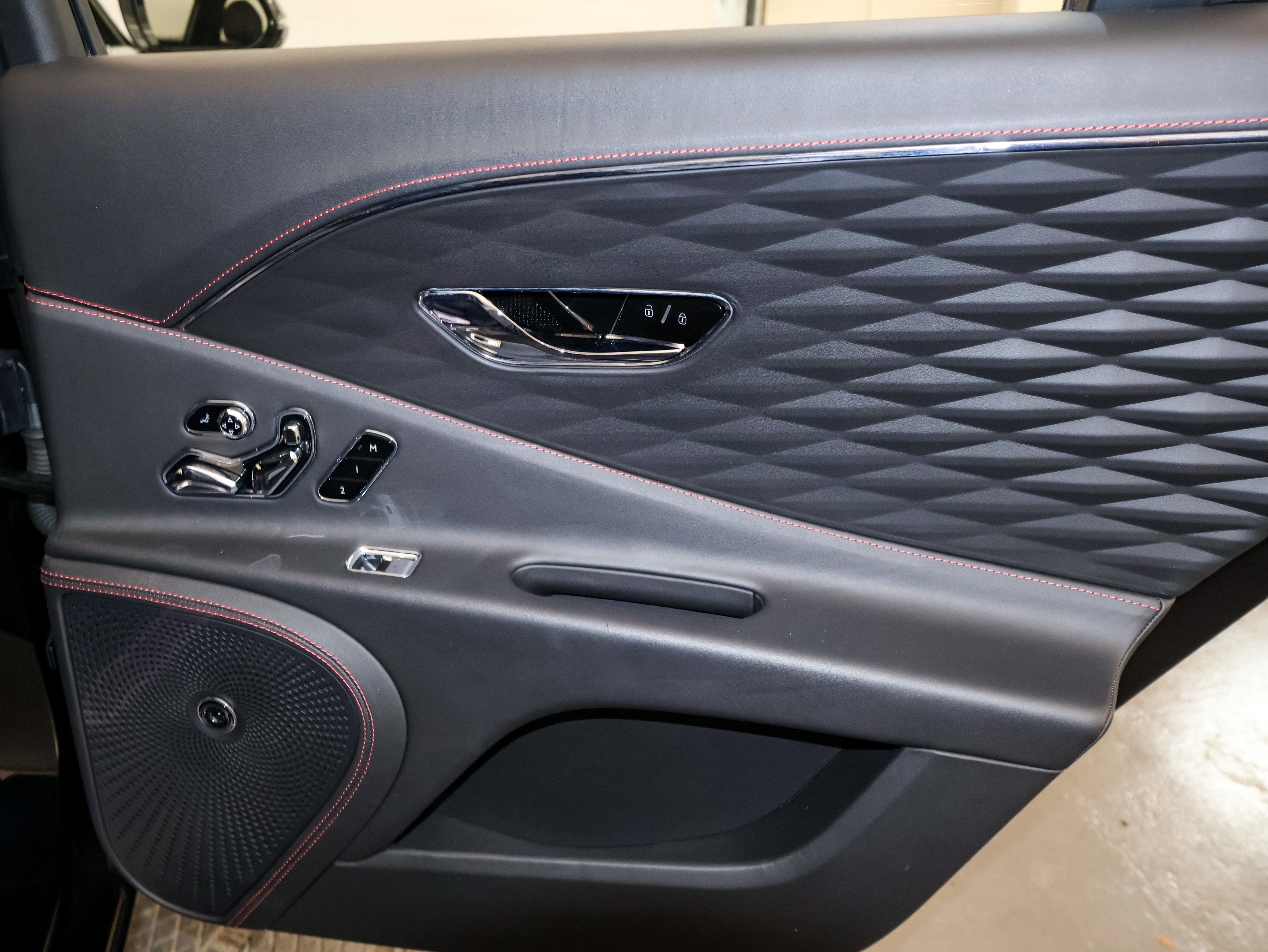 2022 Bentley Flying Spur V8