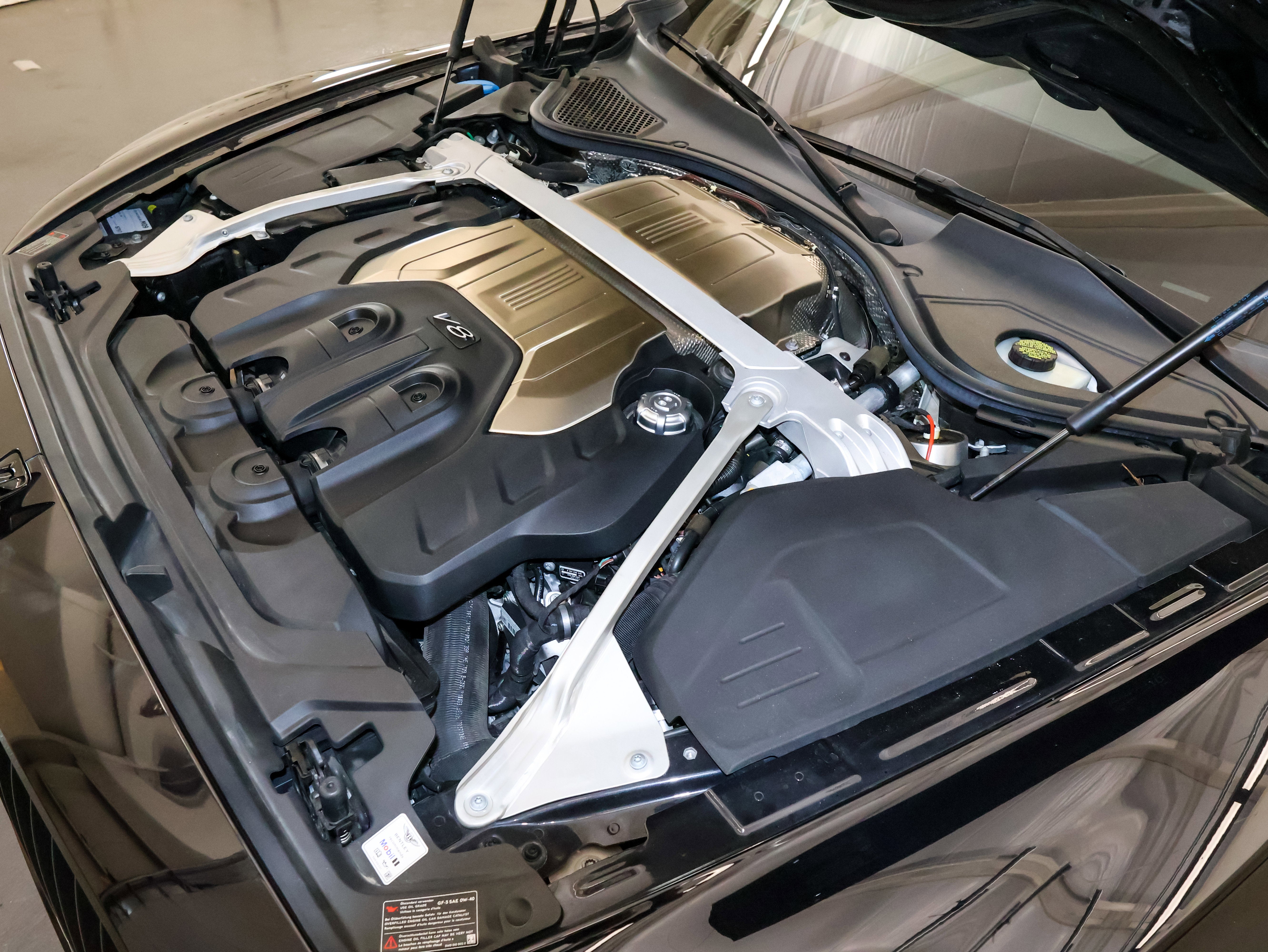 2022 Bentley Flying Spur V8