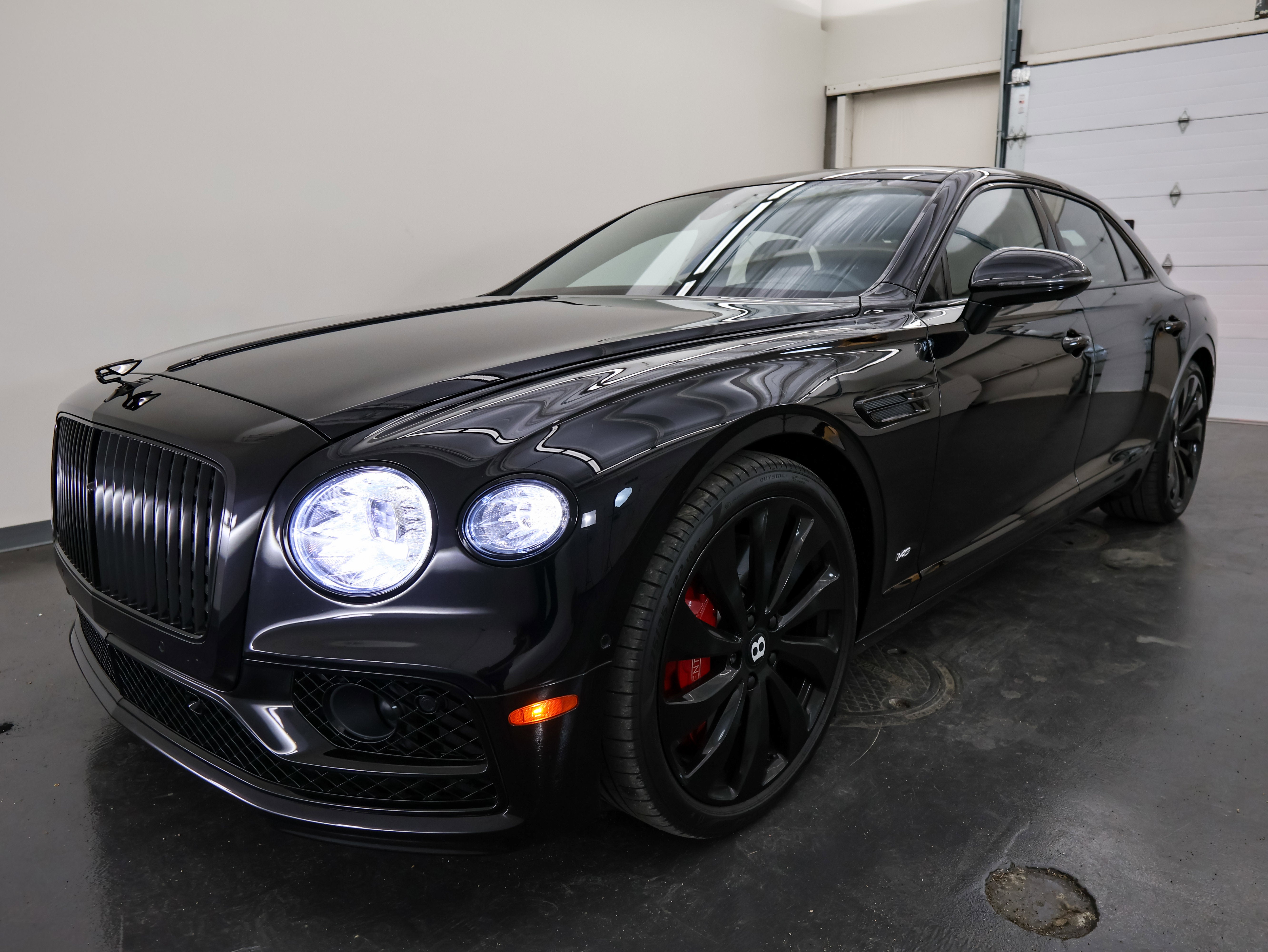 2022 Bentley Flying Spur V8