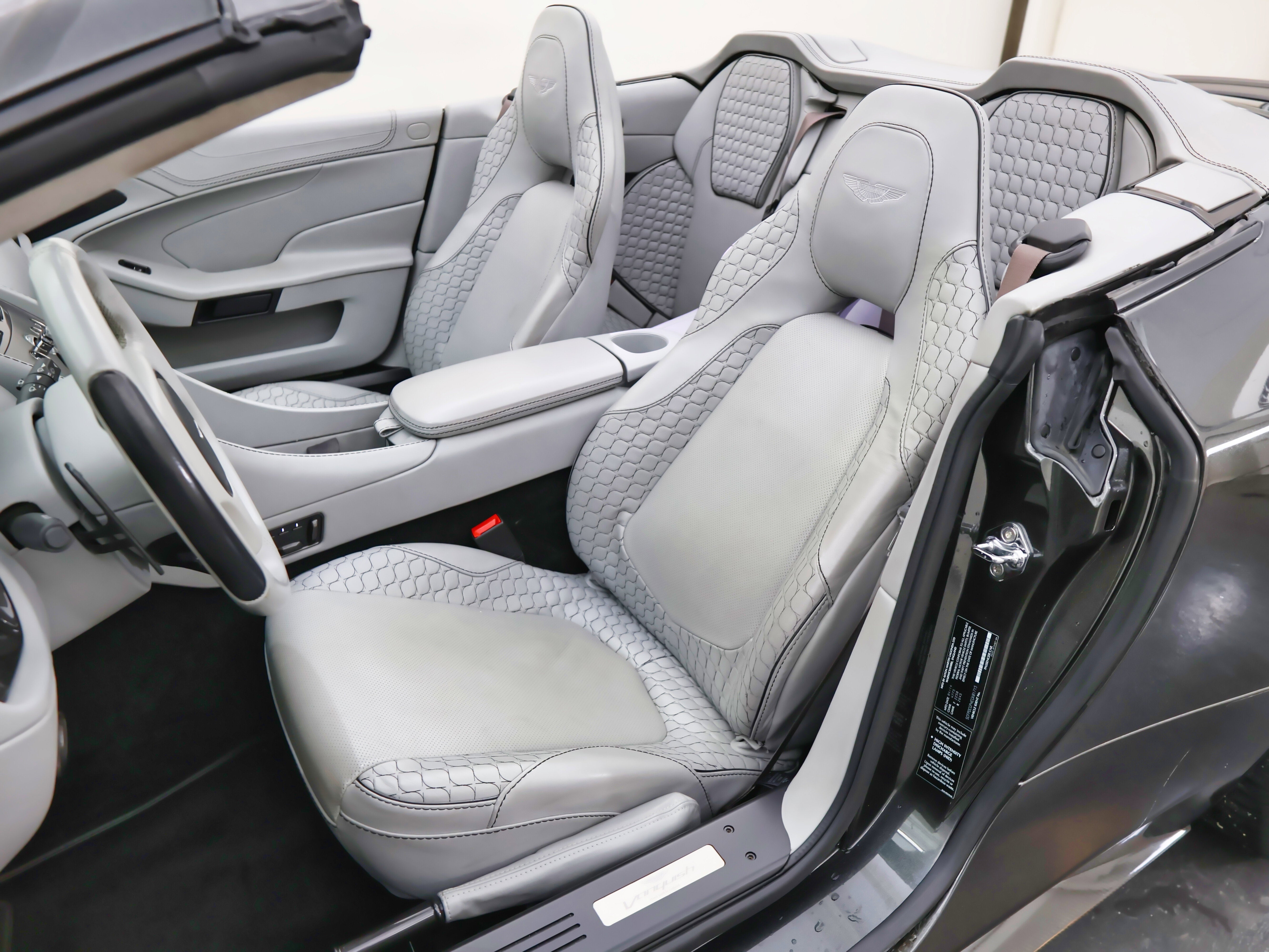 2014 Aston Martin Vanquish Volante