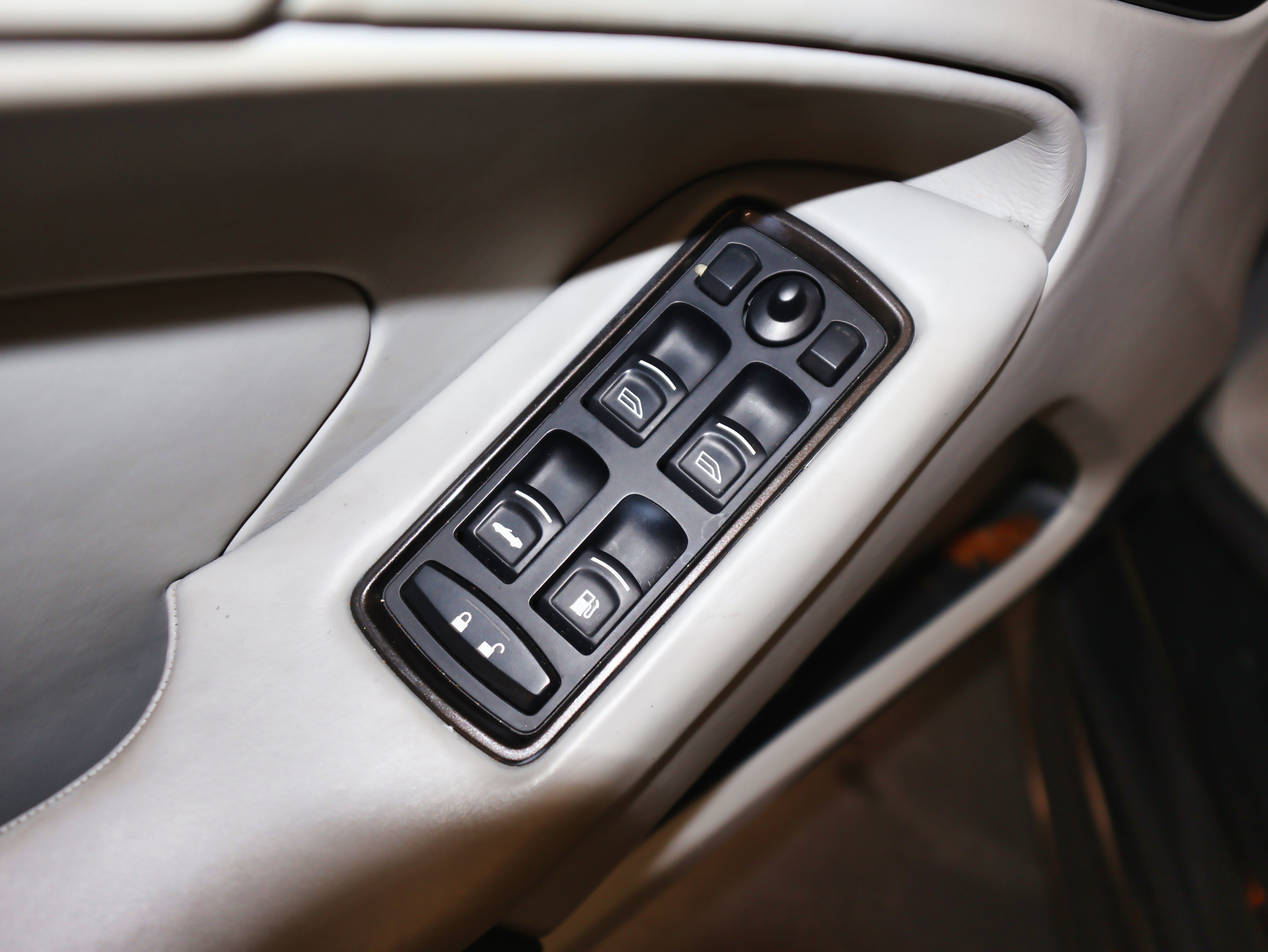 2014 Aston Martin Vanquish Volante