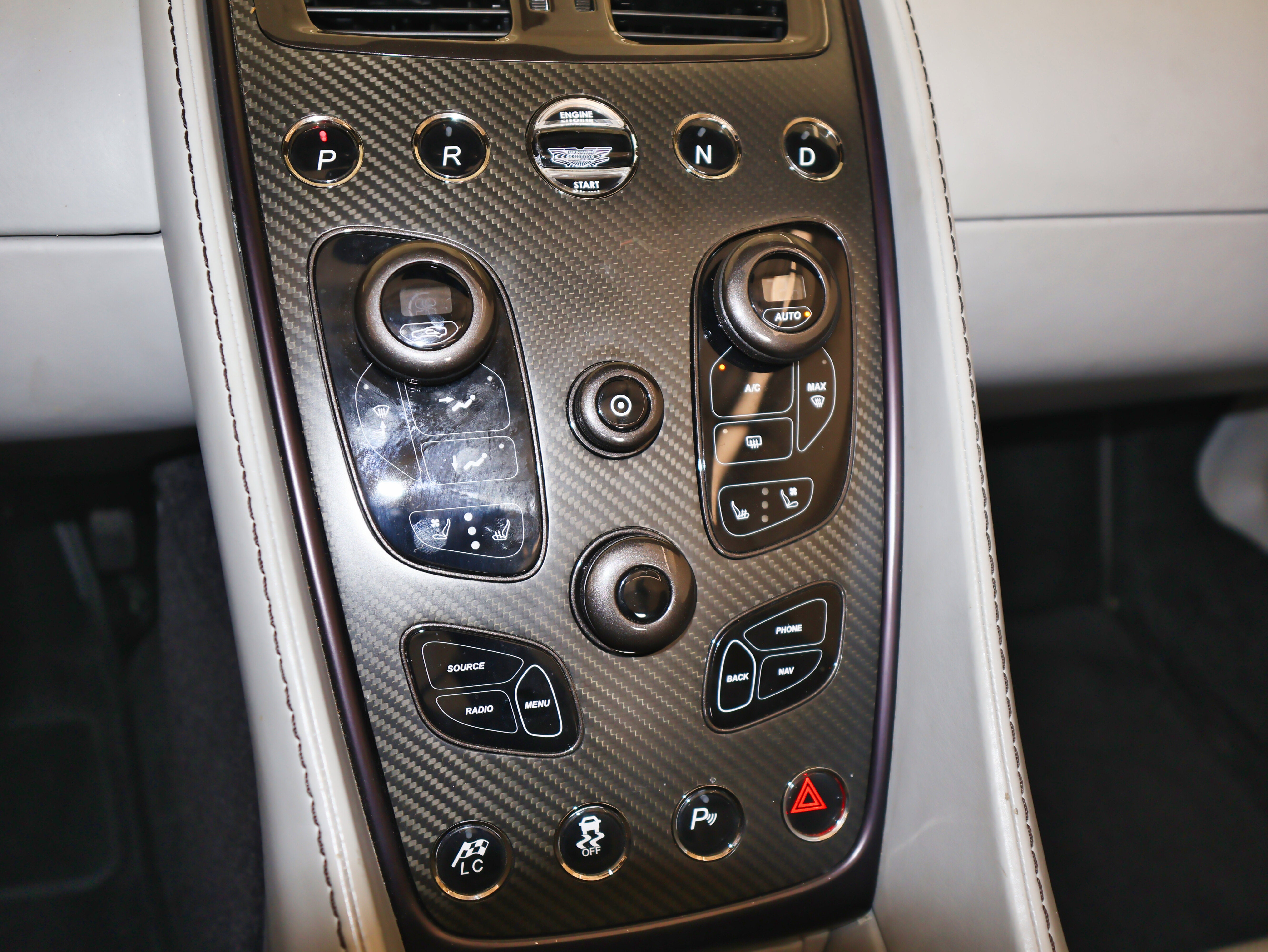 2014 Aston Martin Vanquish Volante