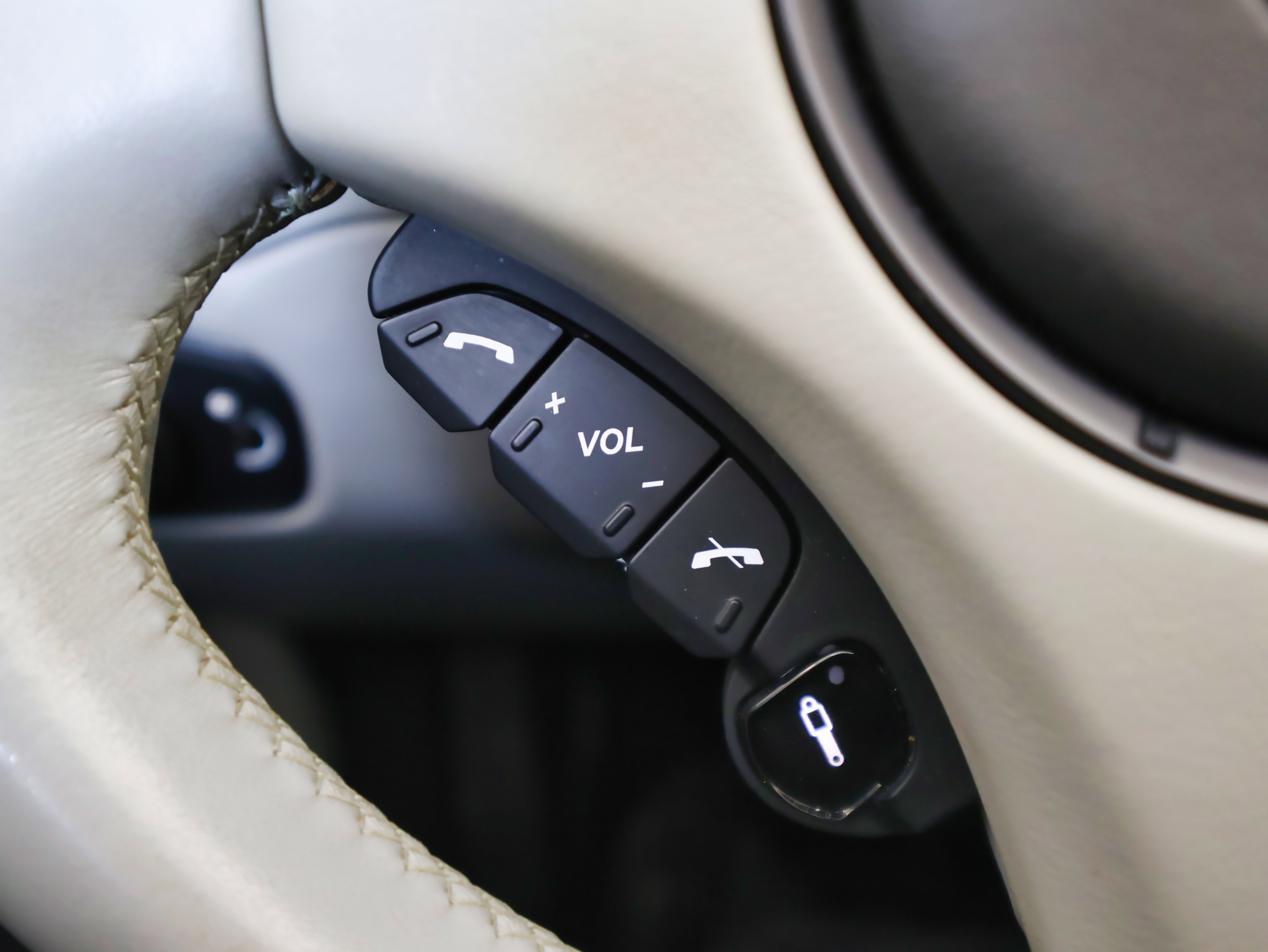 2014 Aston Martin Vanquish Volante