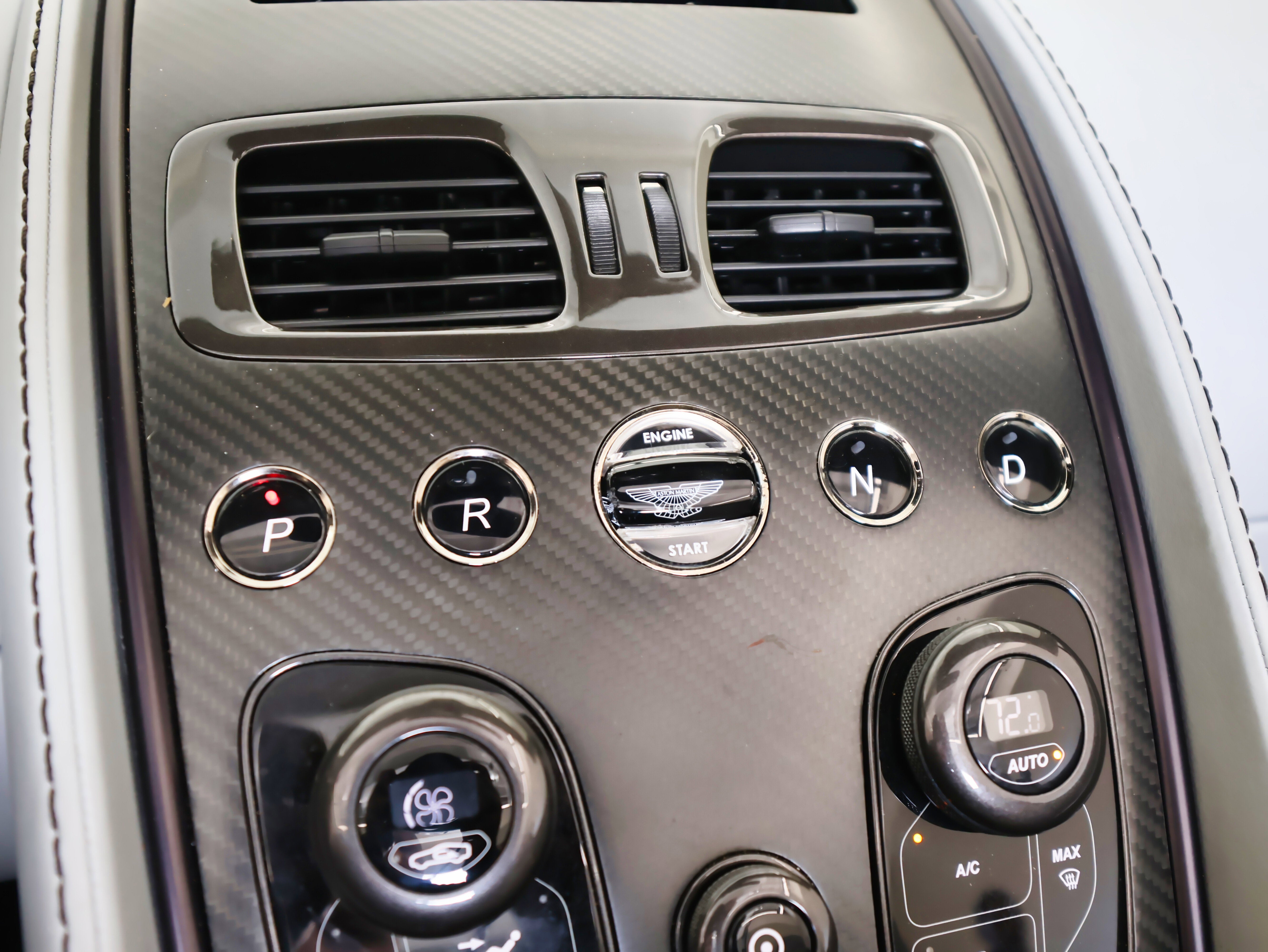 2014 Aston Martin Vanquish Volante