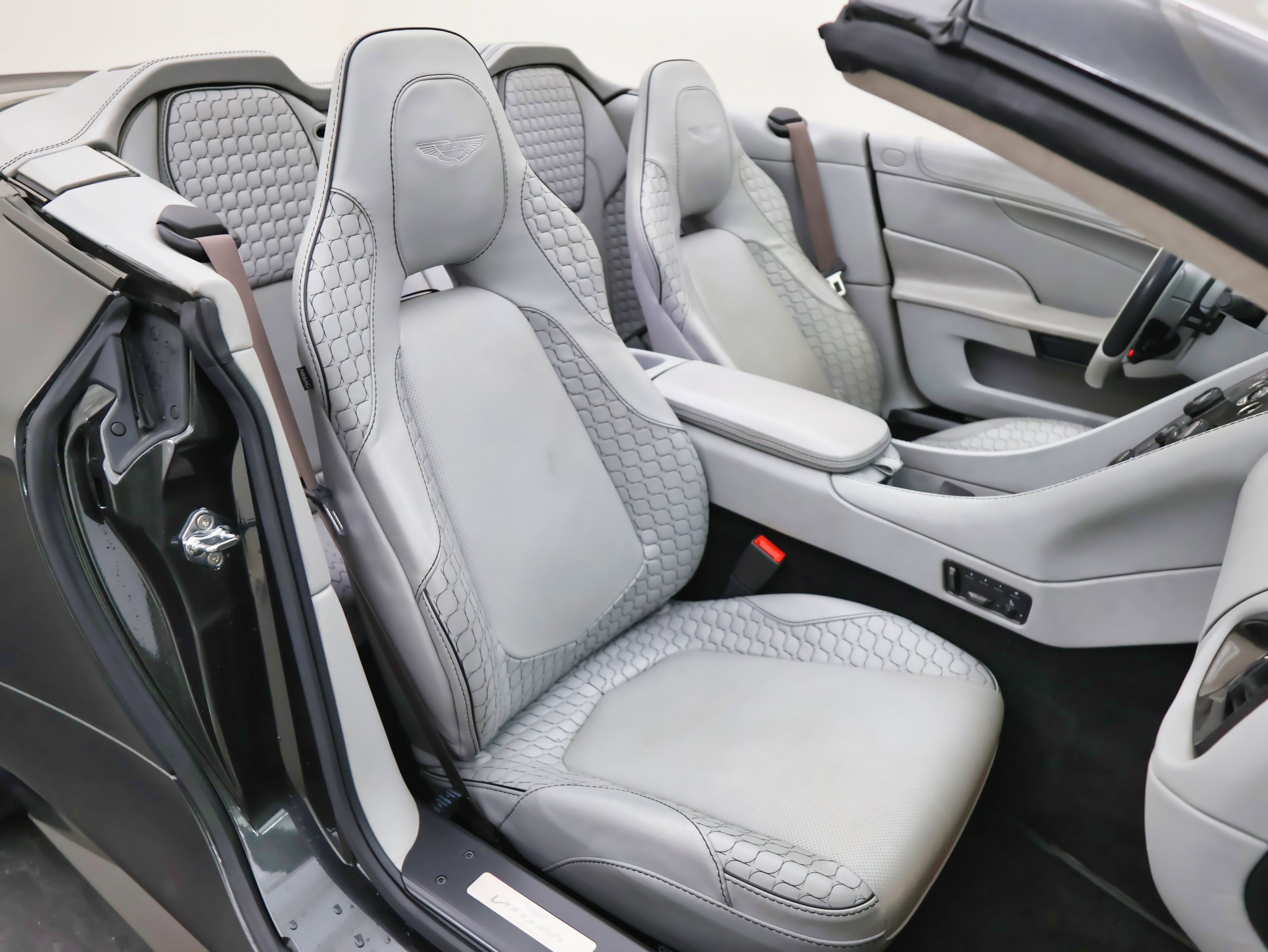 2014 Aston Martin Vanquish Volante