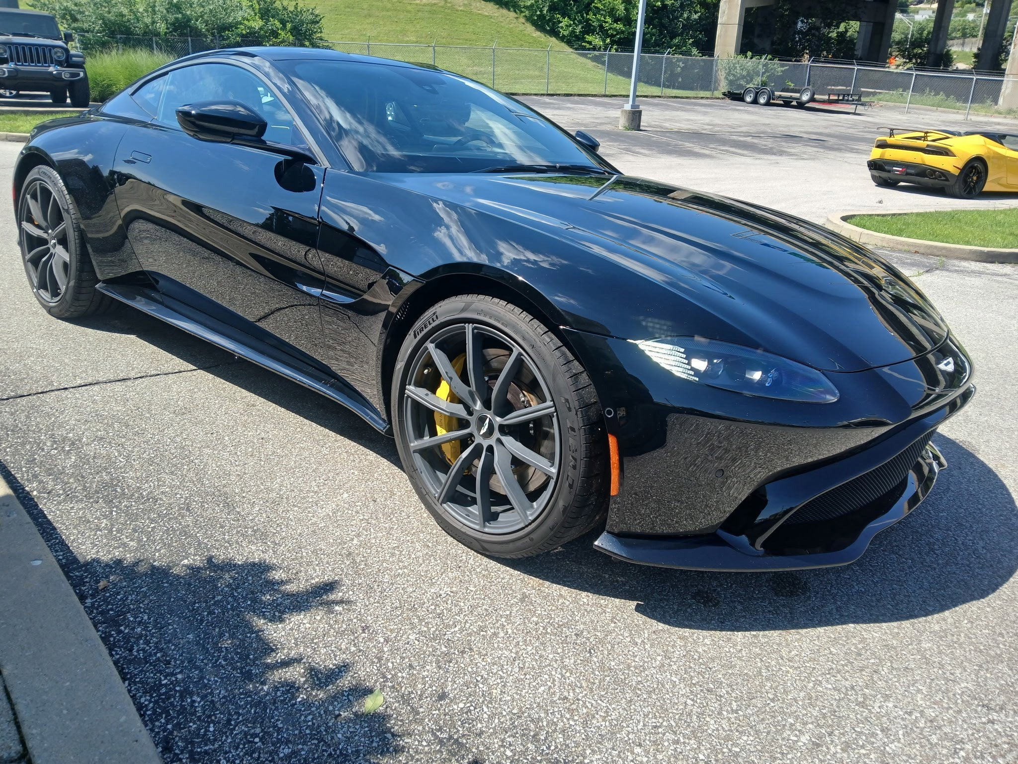 2019 Aston Martin Vantage Base
