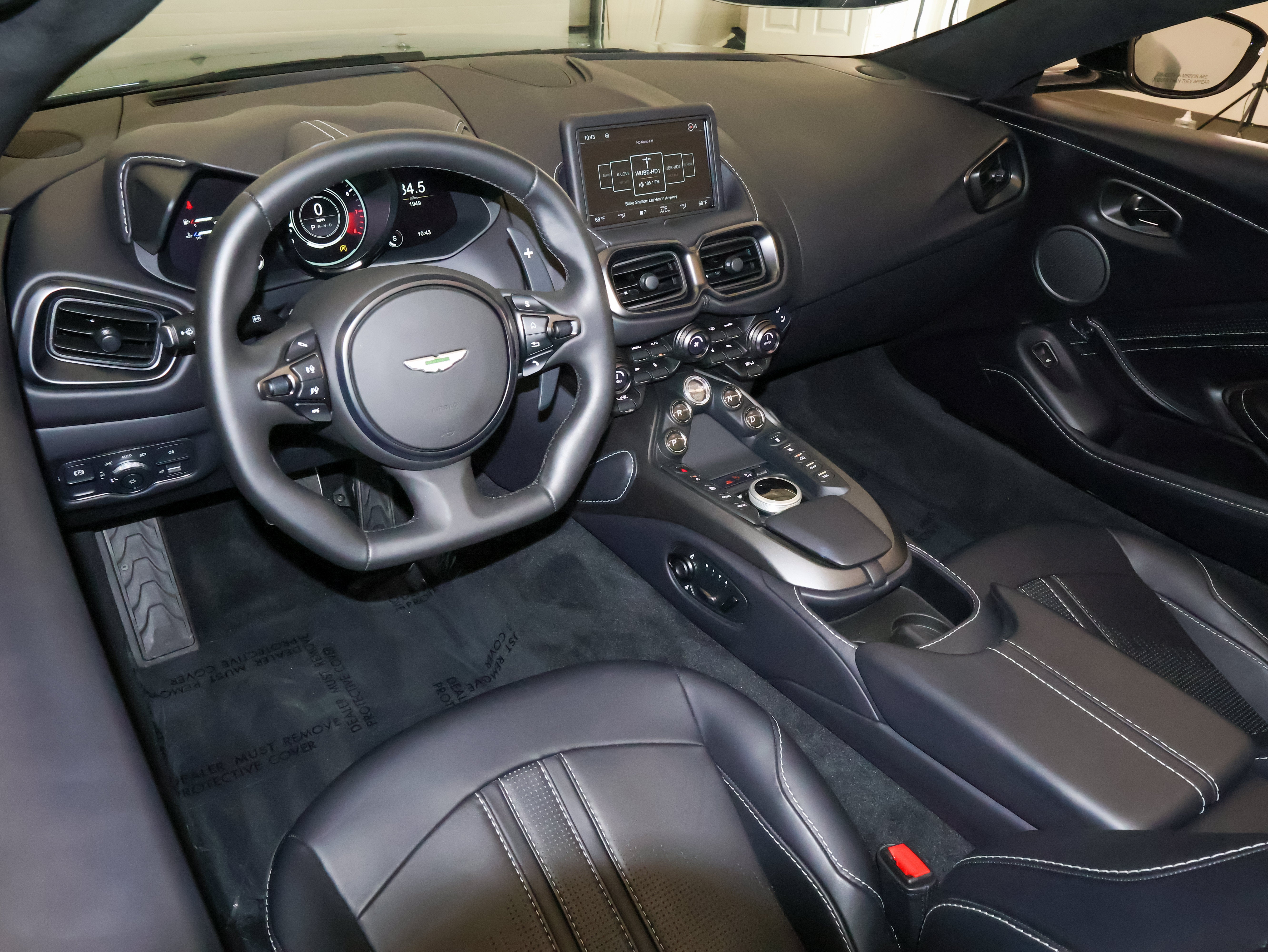 2023 Aston Martin Vantage Roadster