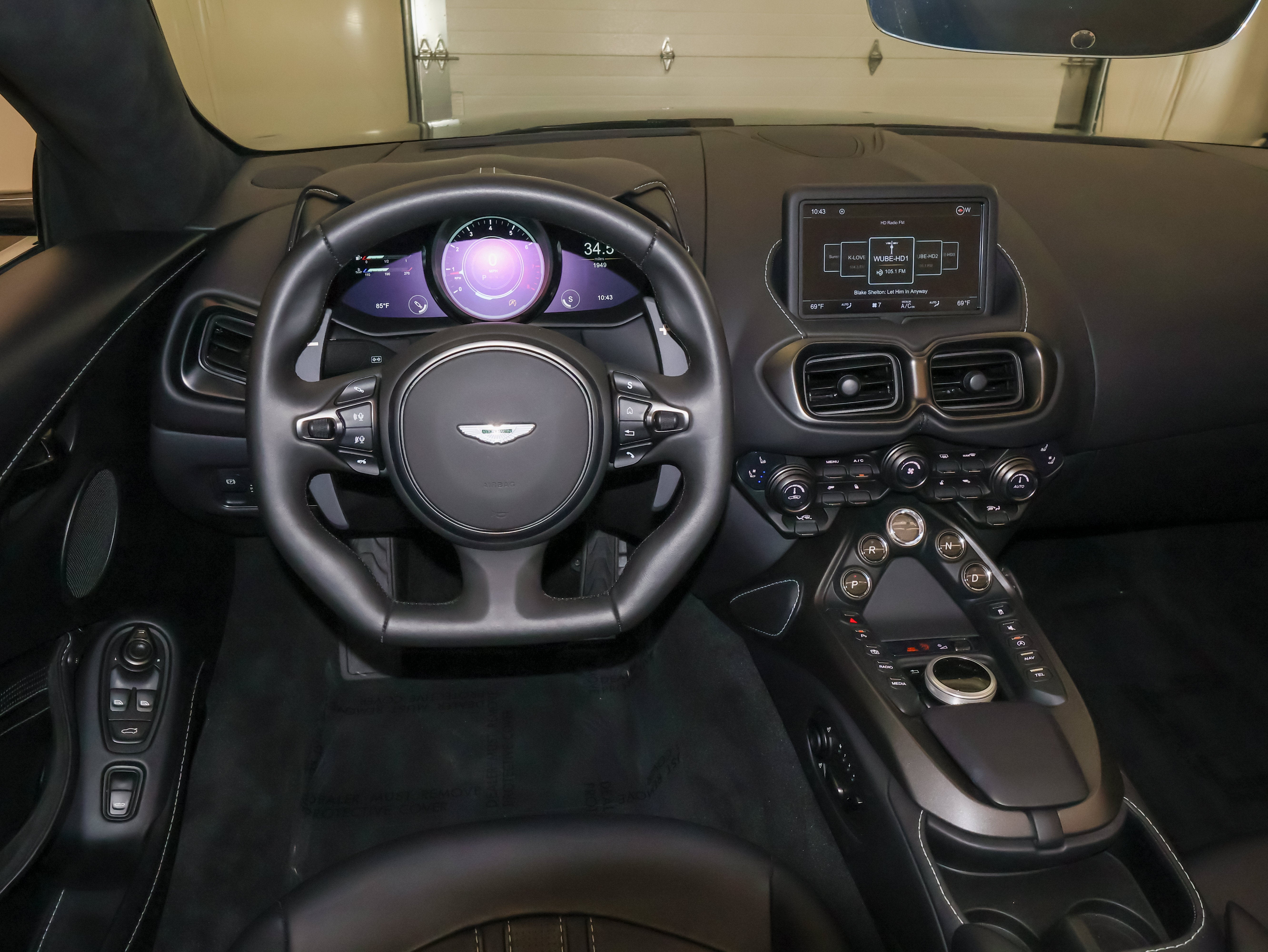 2023 Aston Martin Vantage Roadster