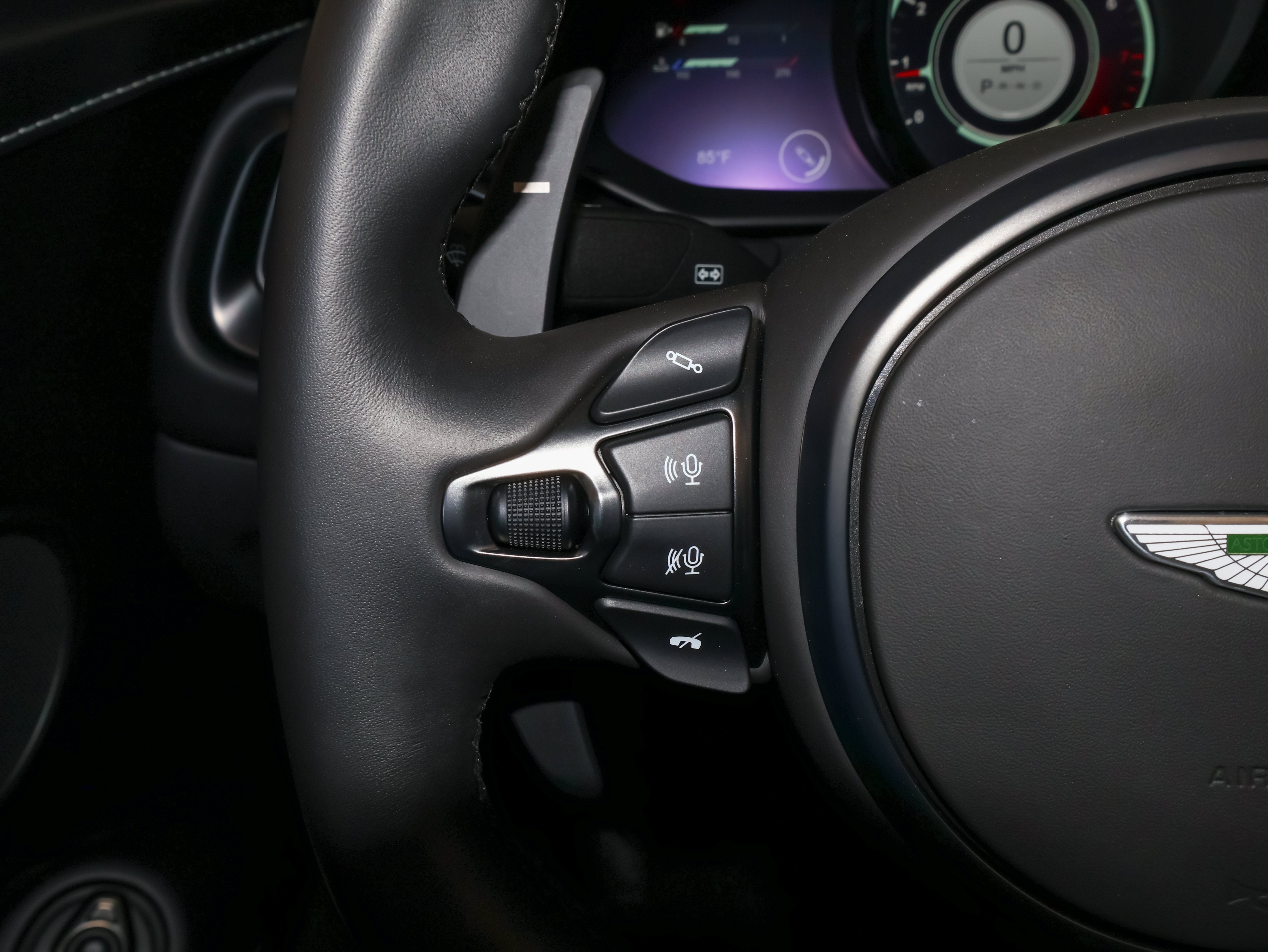 2023 Aston Martin Vantage Roadster