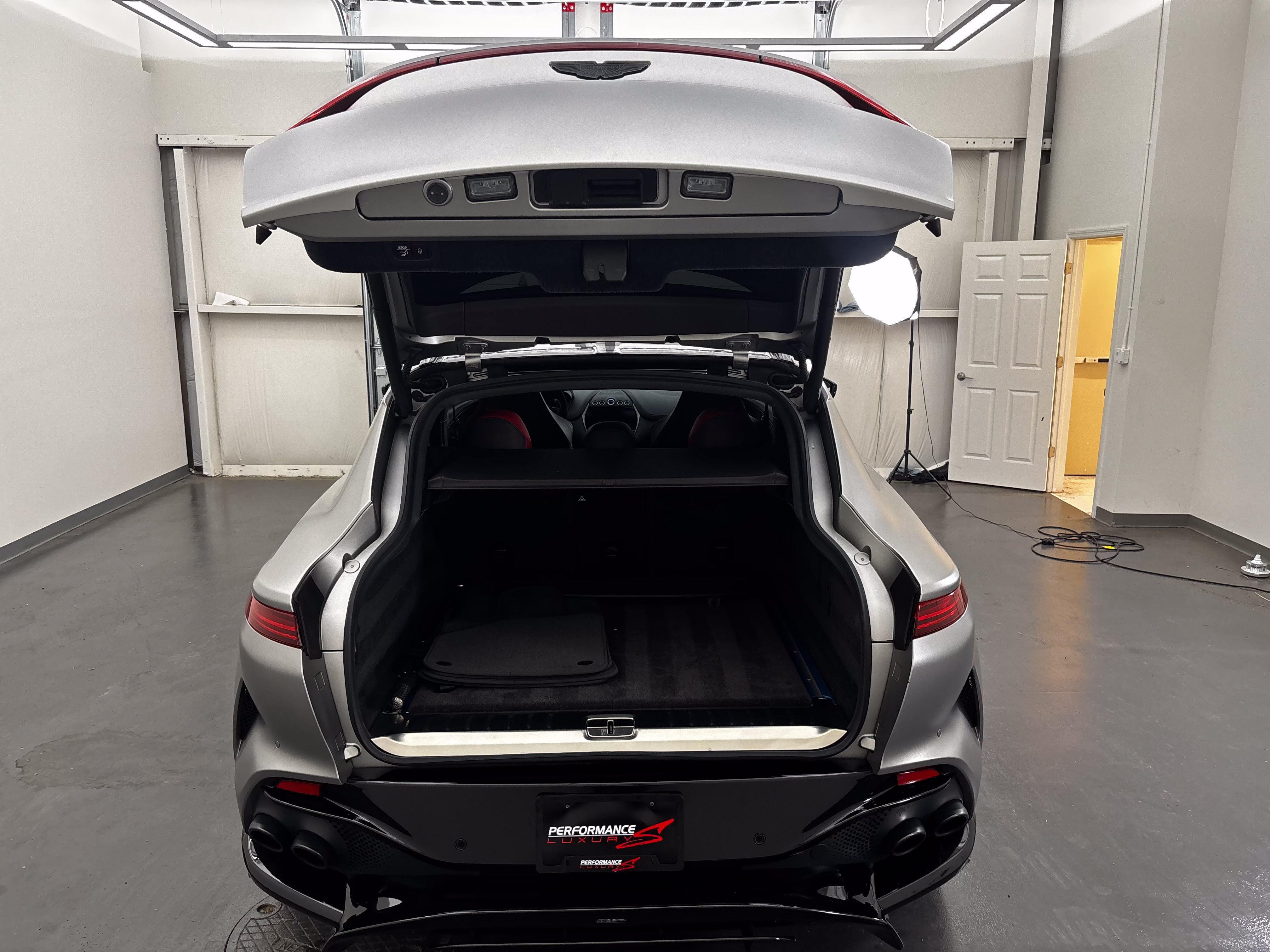 2024 Aston Martin DBX 707