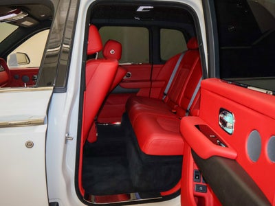 2023 Rolls-Royce Cullinan Base