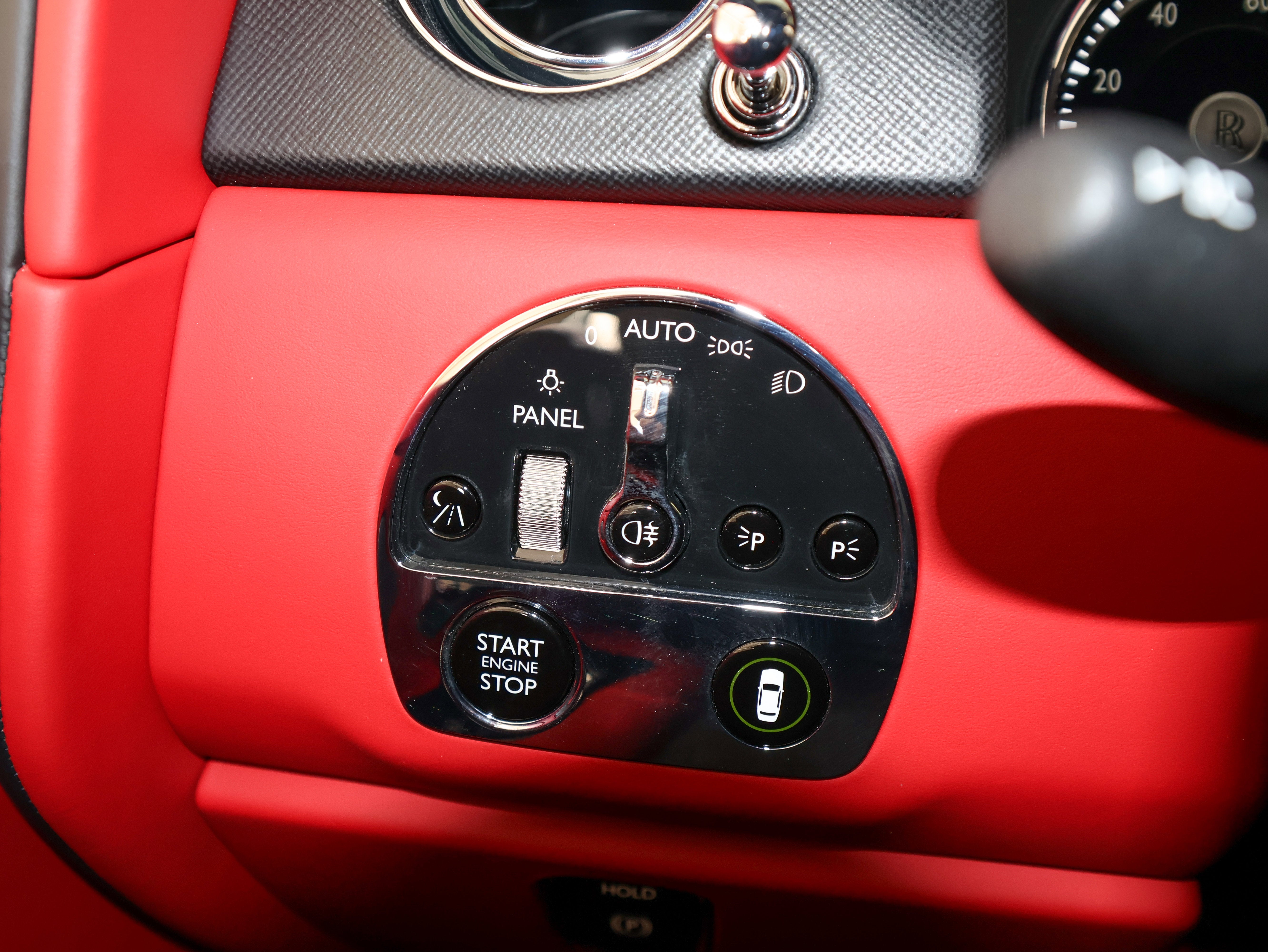 2023 Rolls-Royce Cullinan Base