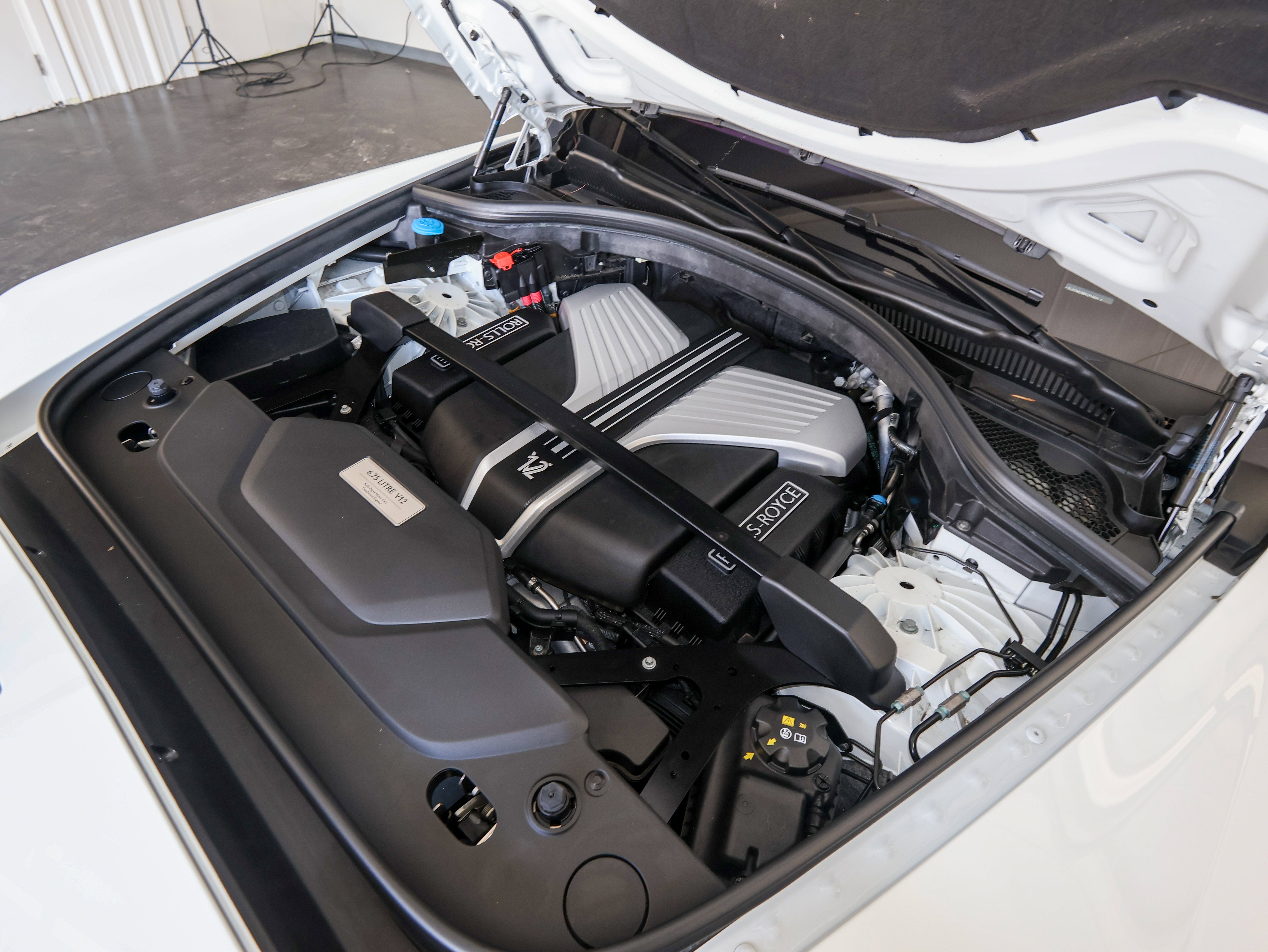 2023 Rolls-Royce Cullinan Base