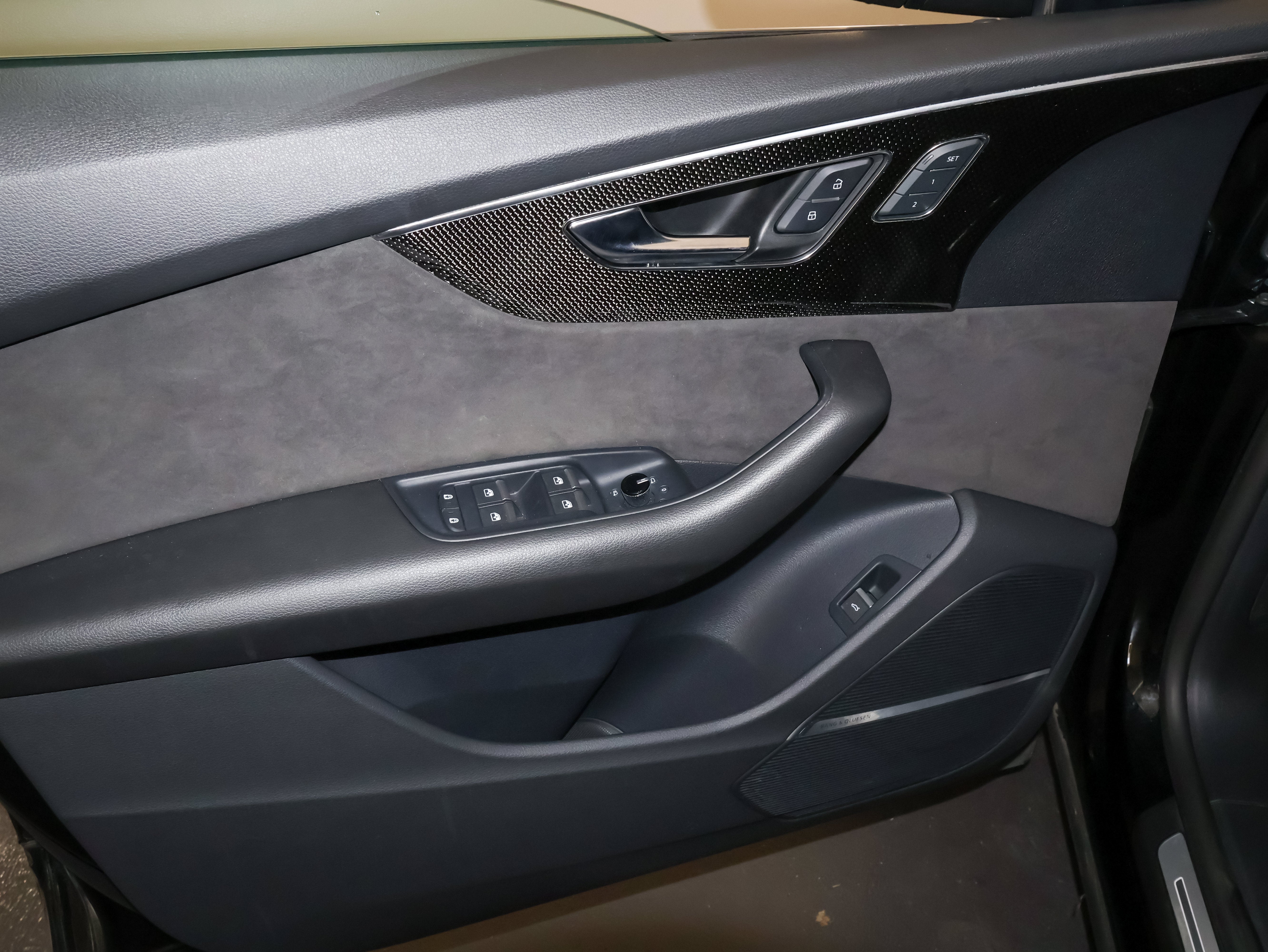 2022 Audi SQ8 Premium Plus