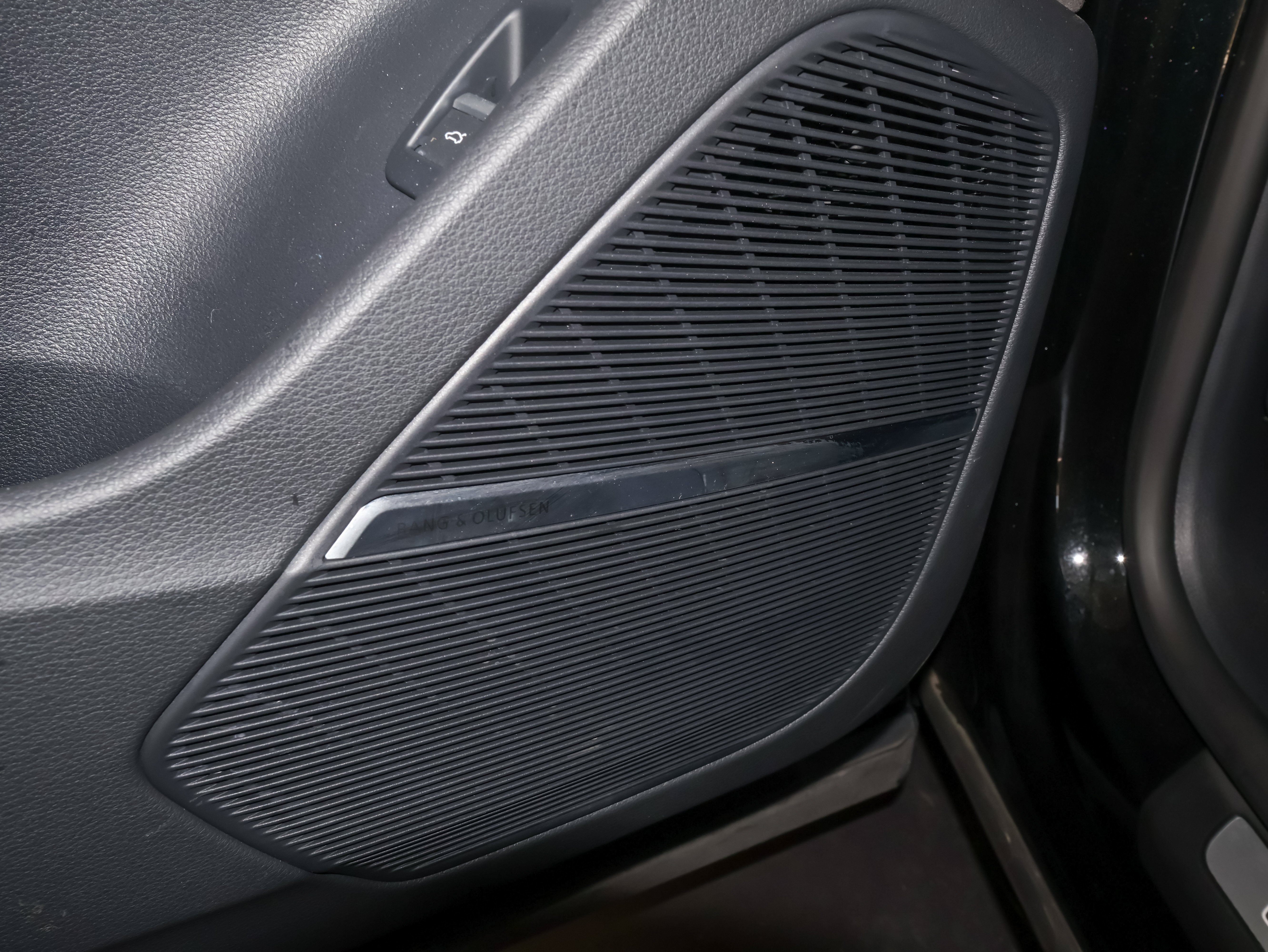 2022 Audi SQ8 Premium Plus