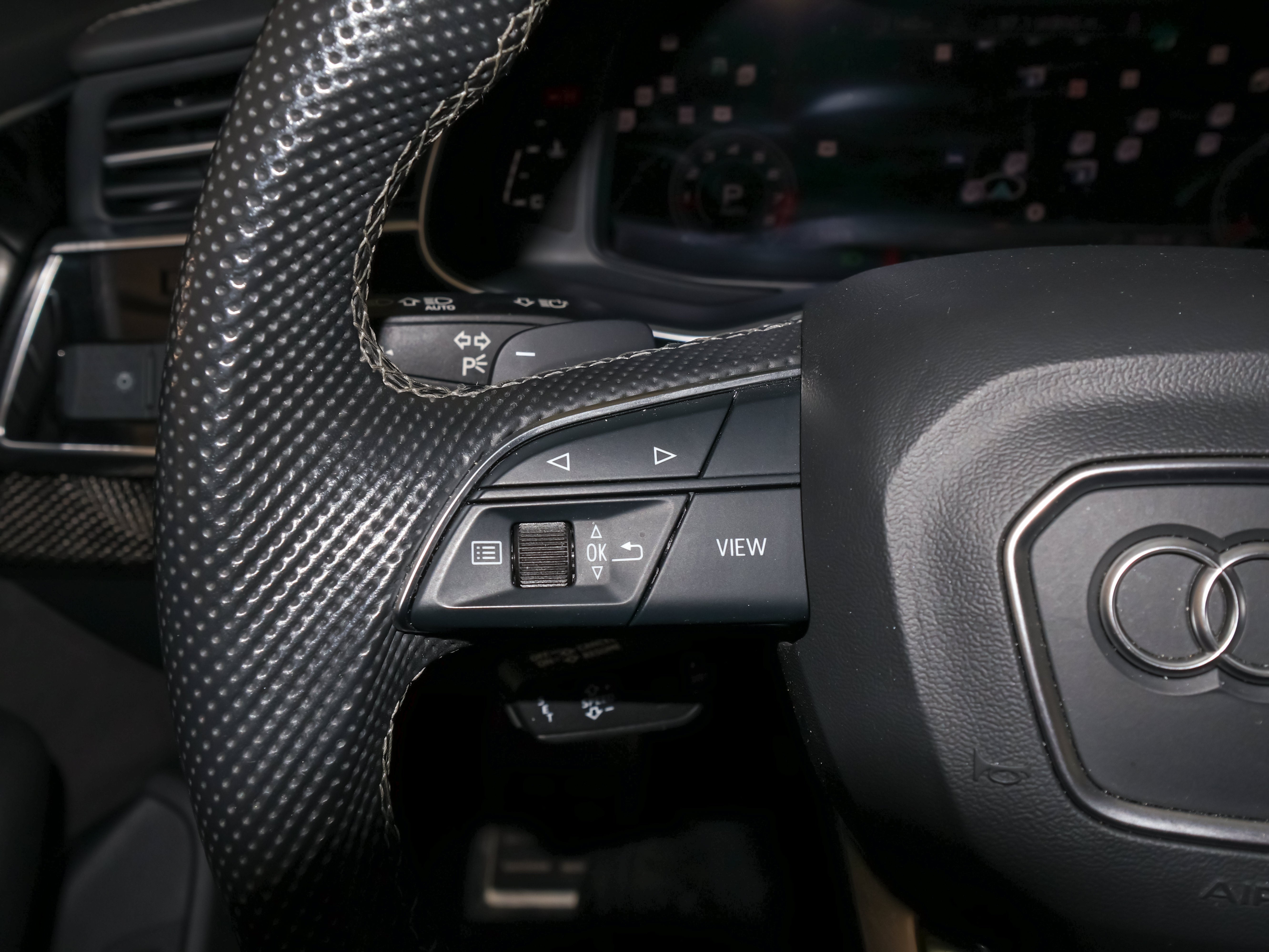 2022 Audi SQ8 Premium Plus