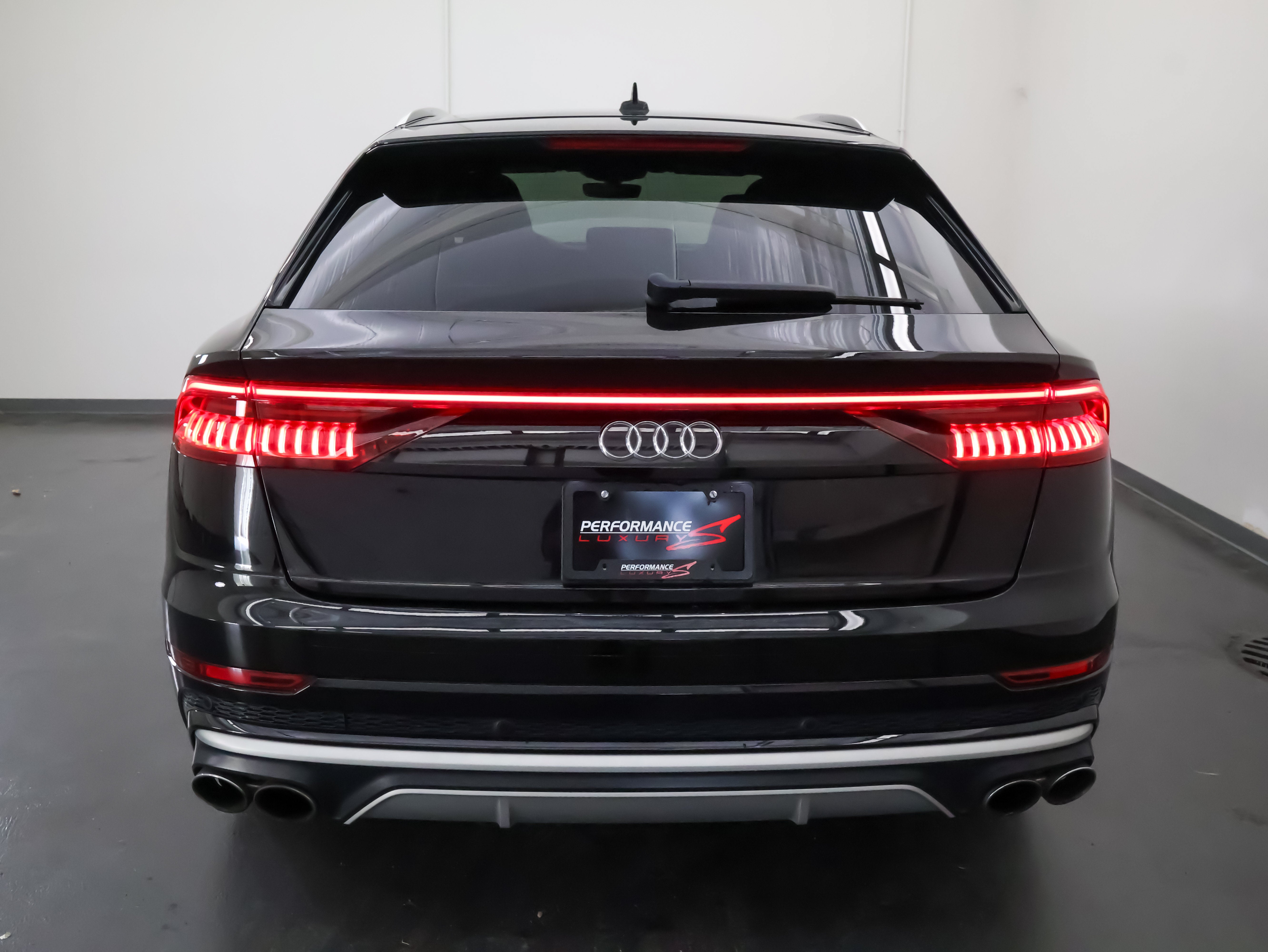 2022 Audi SQ8 Premium Plus