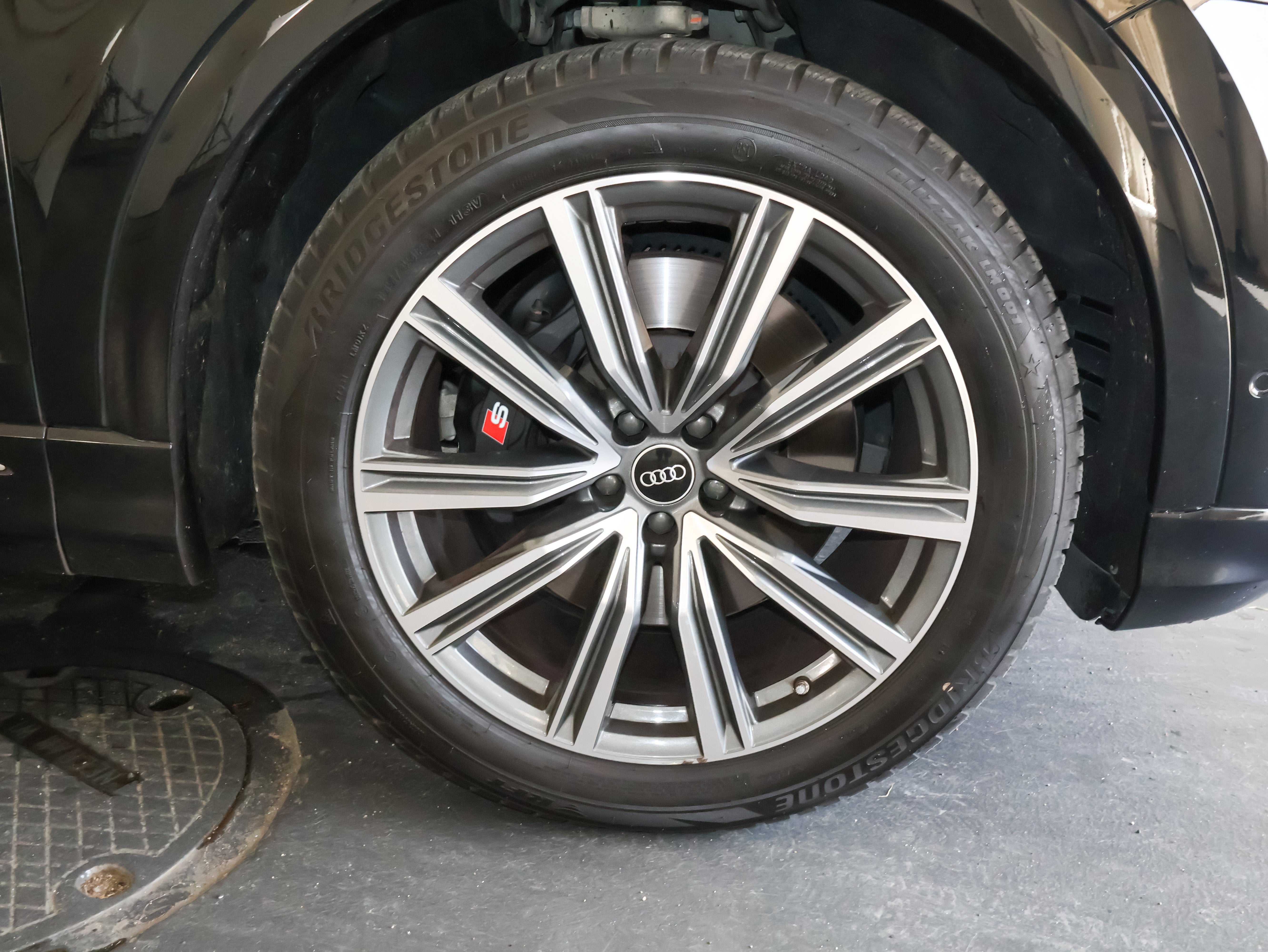 2022 Audi SQ8 Premium Plus