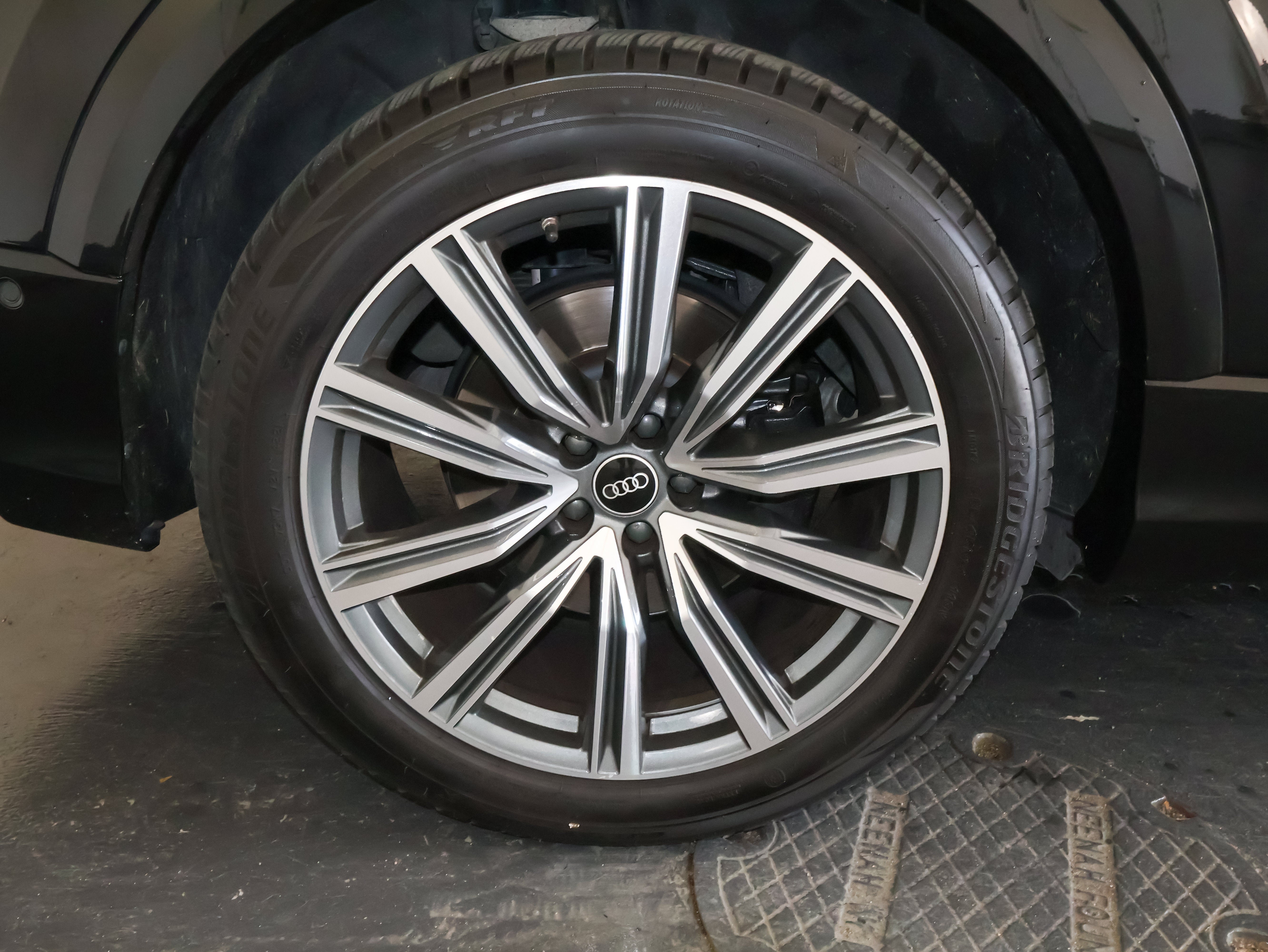 2022 Audi SQ8 Premium Plus