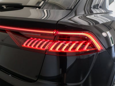 2022 Audi SQ8 Premium Plus