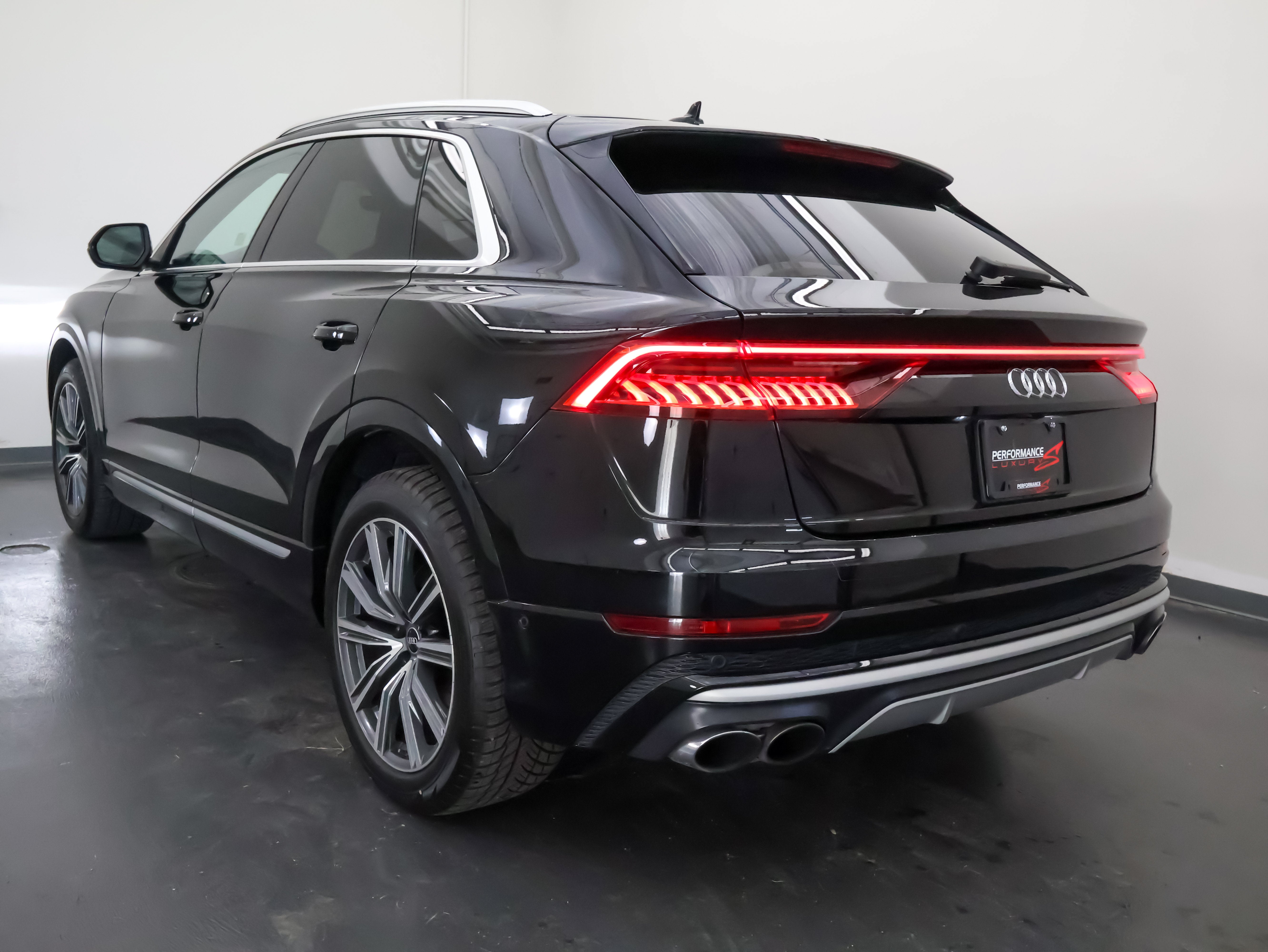 2022 Audi SQ8 Premium Plus