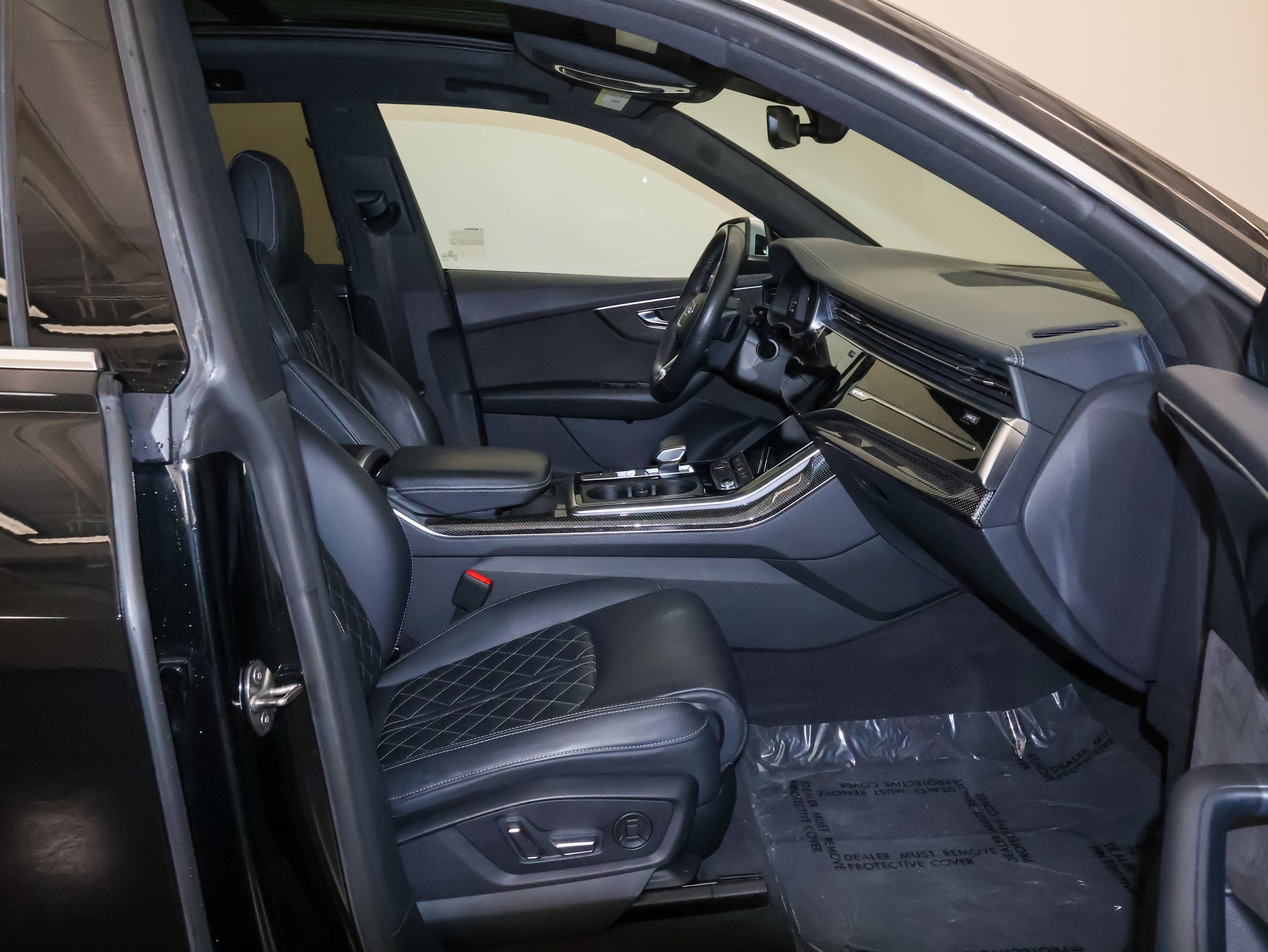 2022 Audi SQ8 Premium Plus