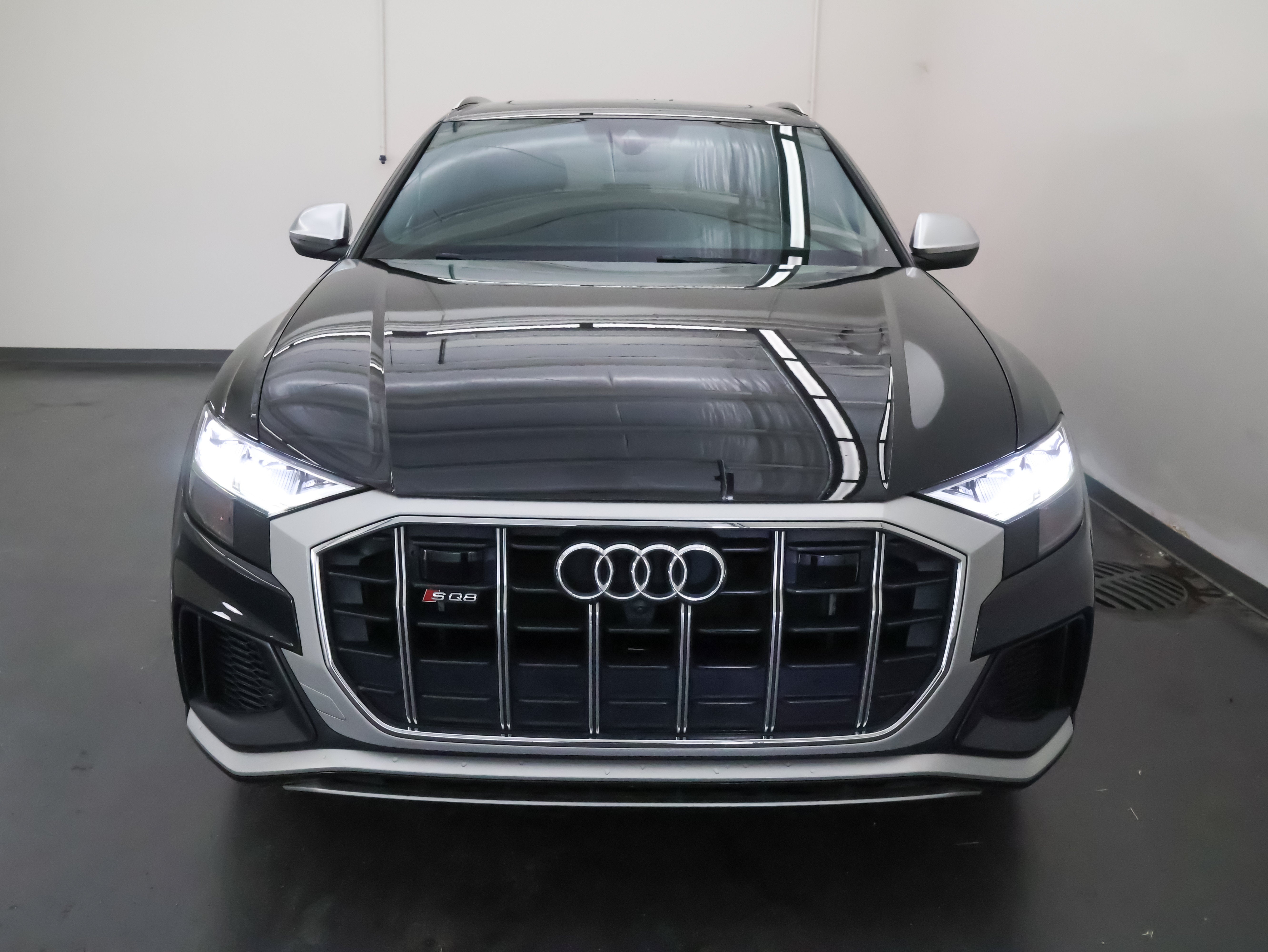 2022 Audi SQ8 Premium Plus