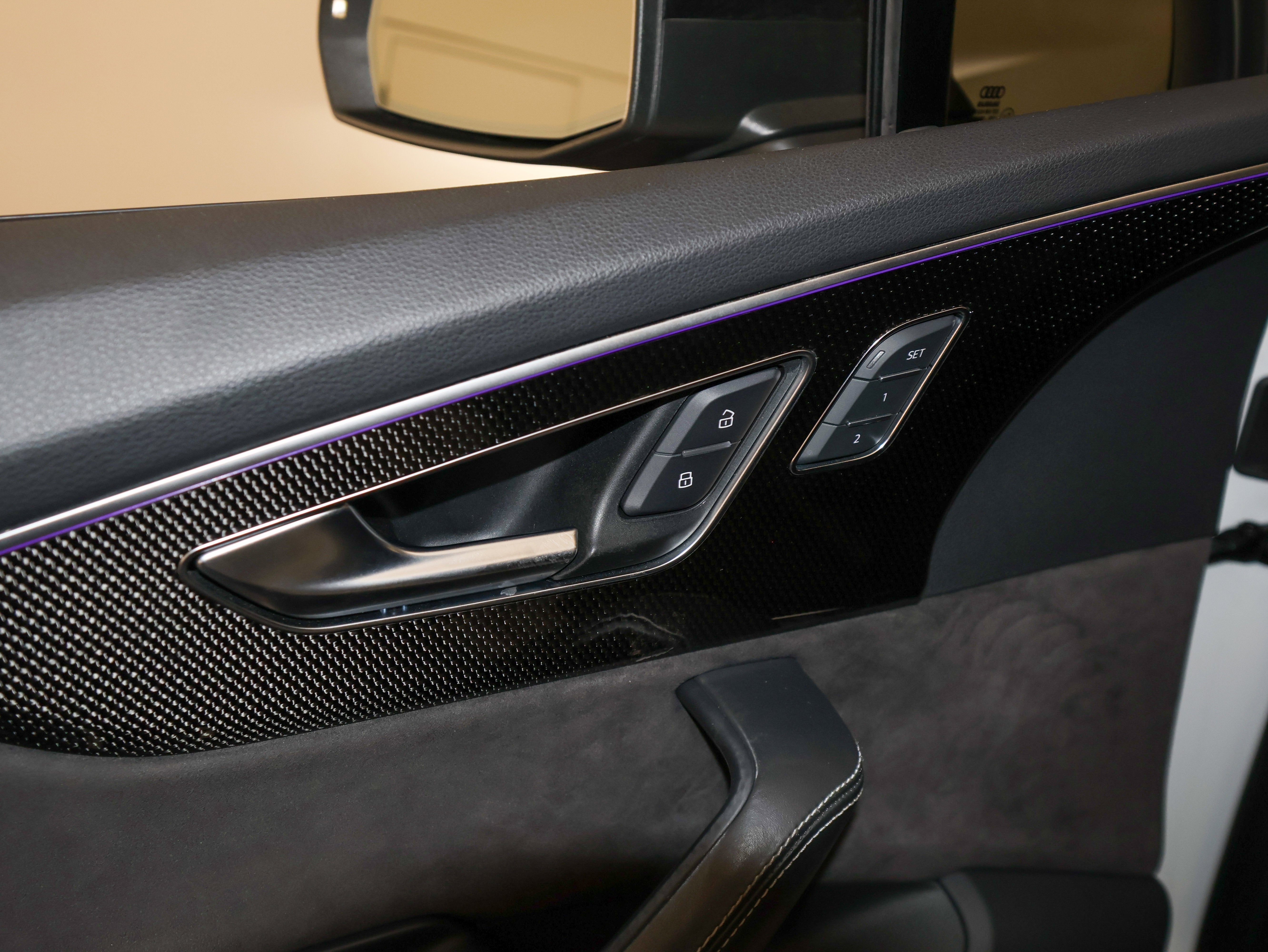 2021 Audi SQ7 Premium Plus