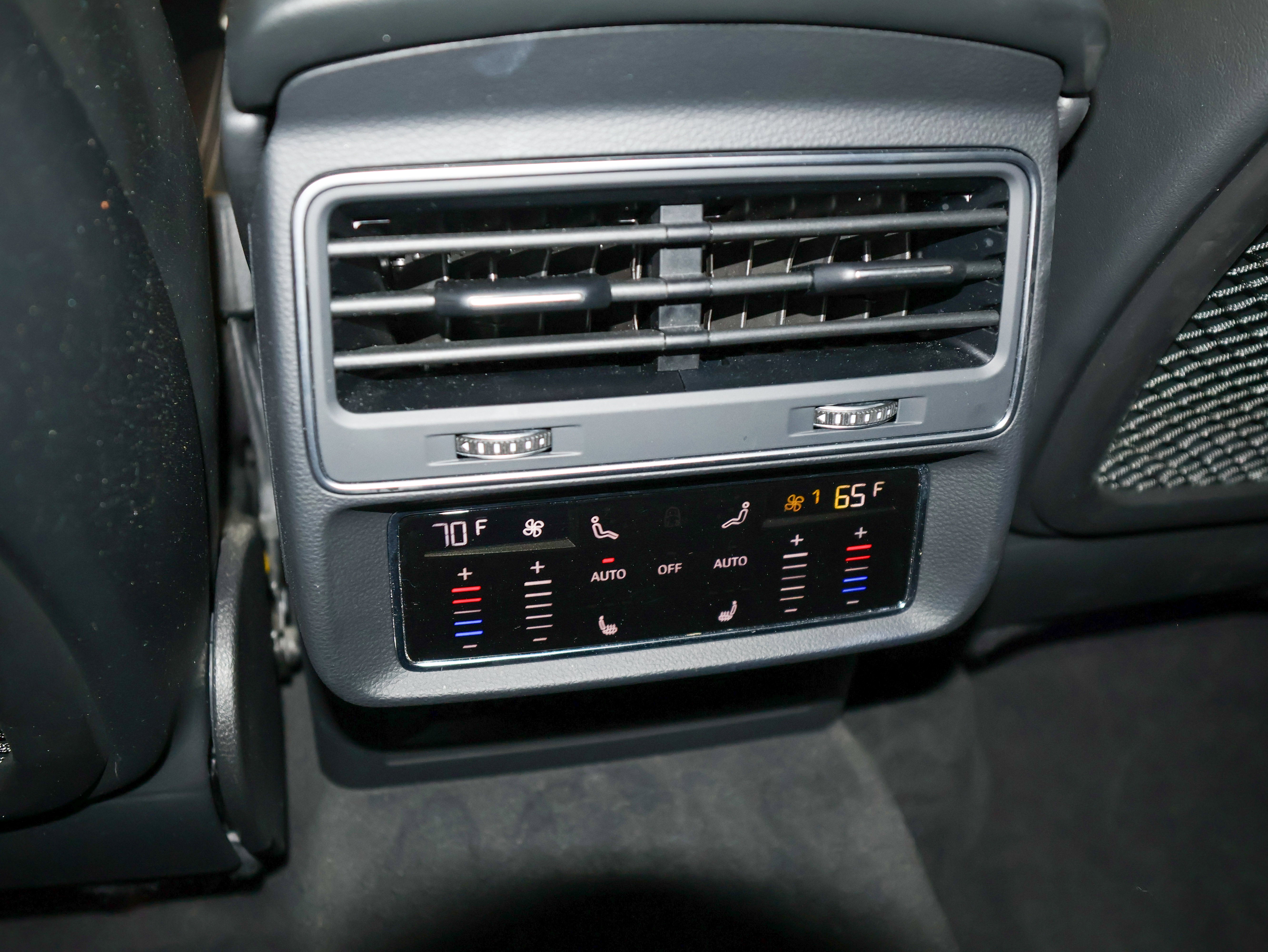 2021 Audi SQ7 Premium Plus