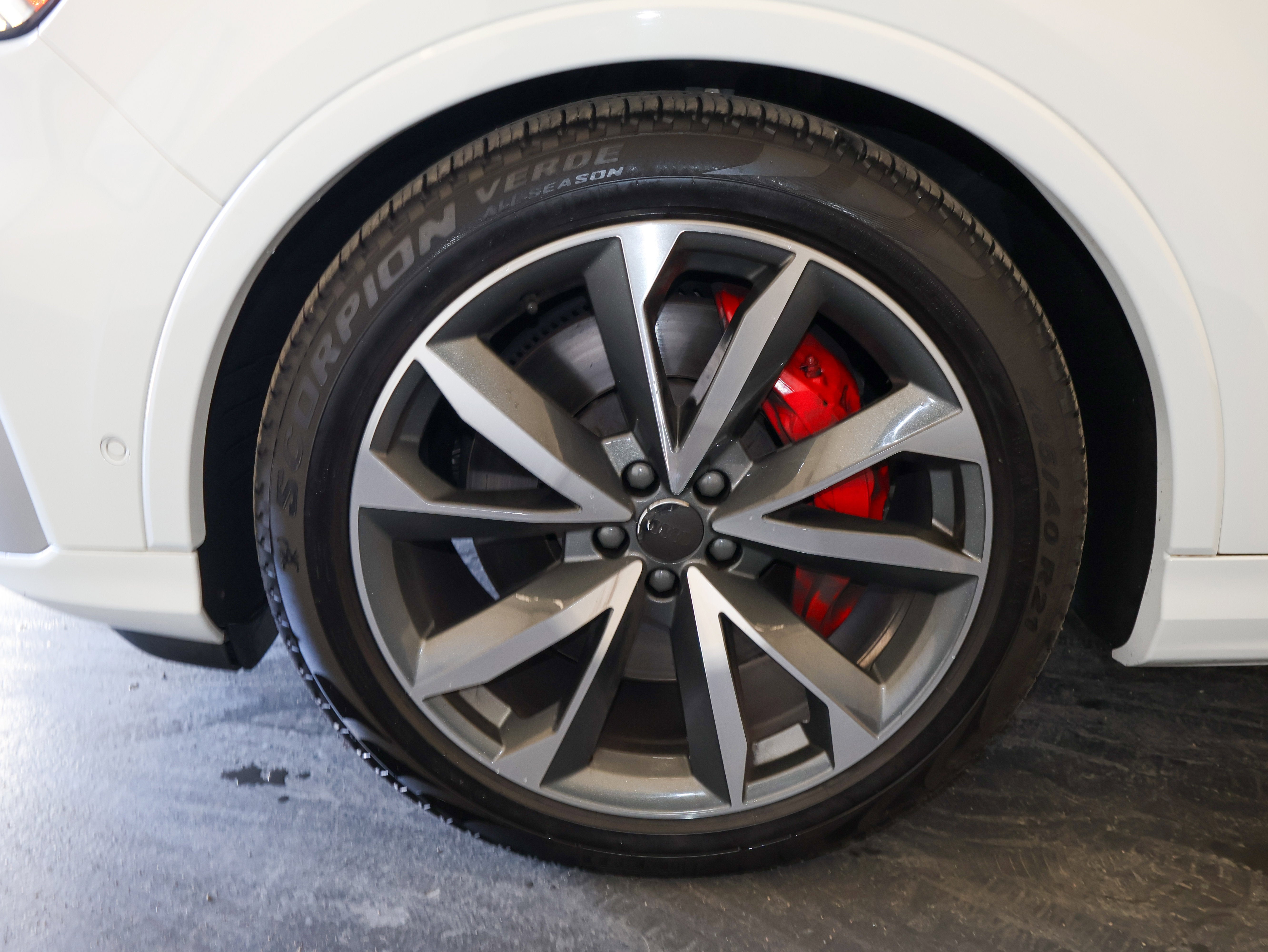 2021 Audi SQ7 Premium Plus