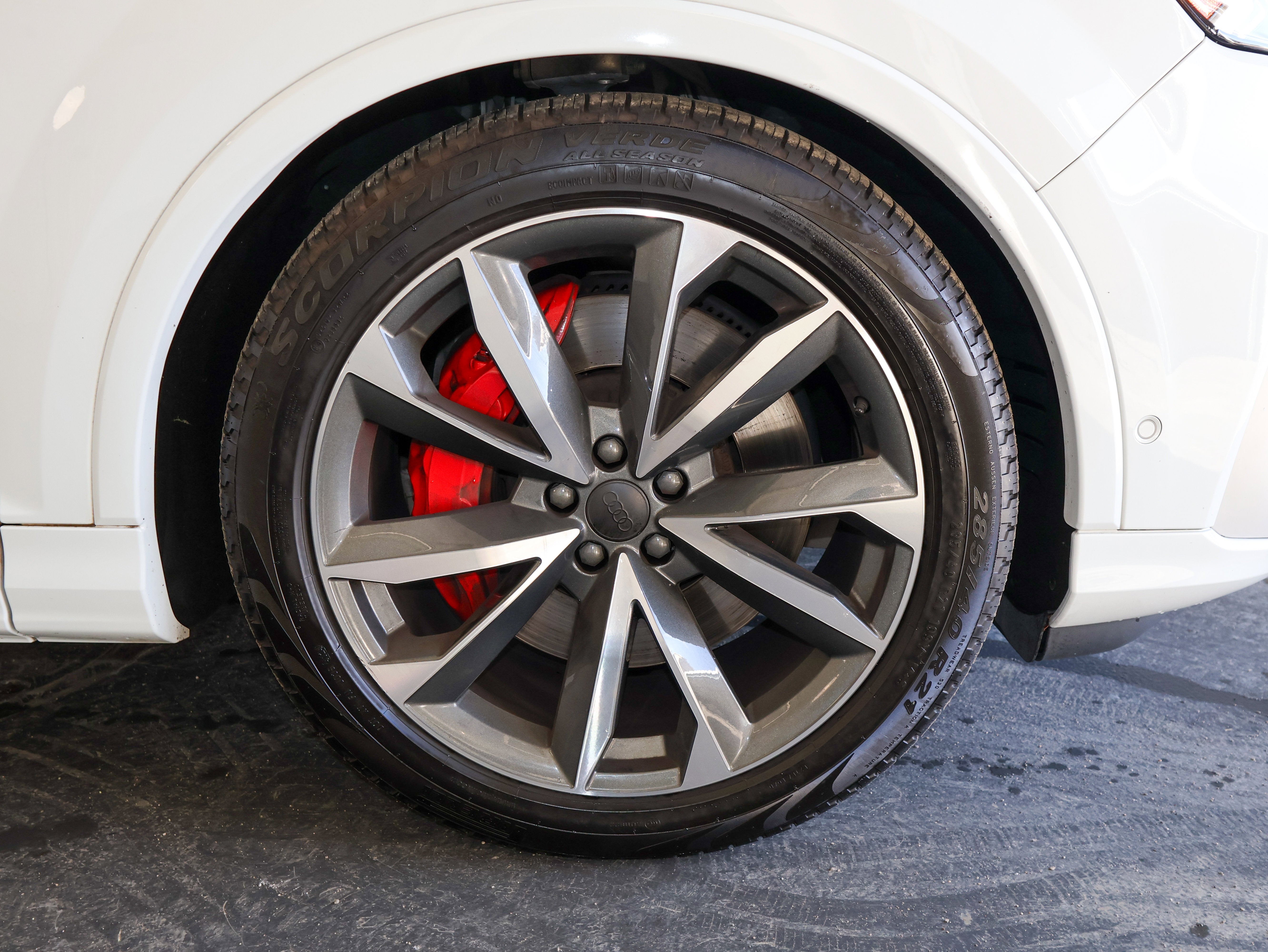 2021 Audi SQ7 Premium Plus