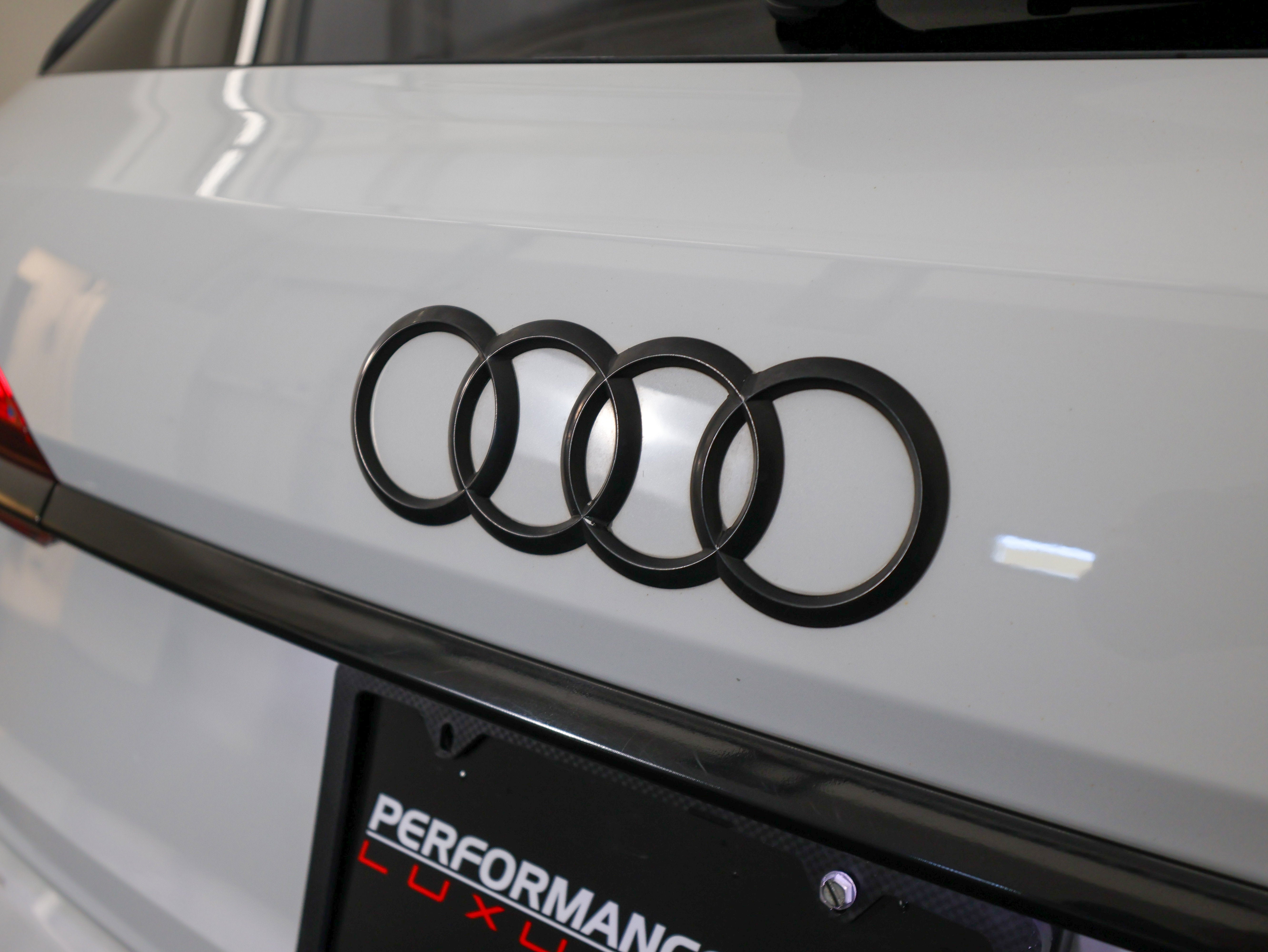 2021 Audi SQ7 Premium Plus