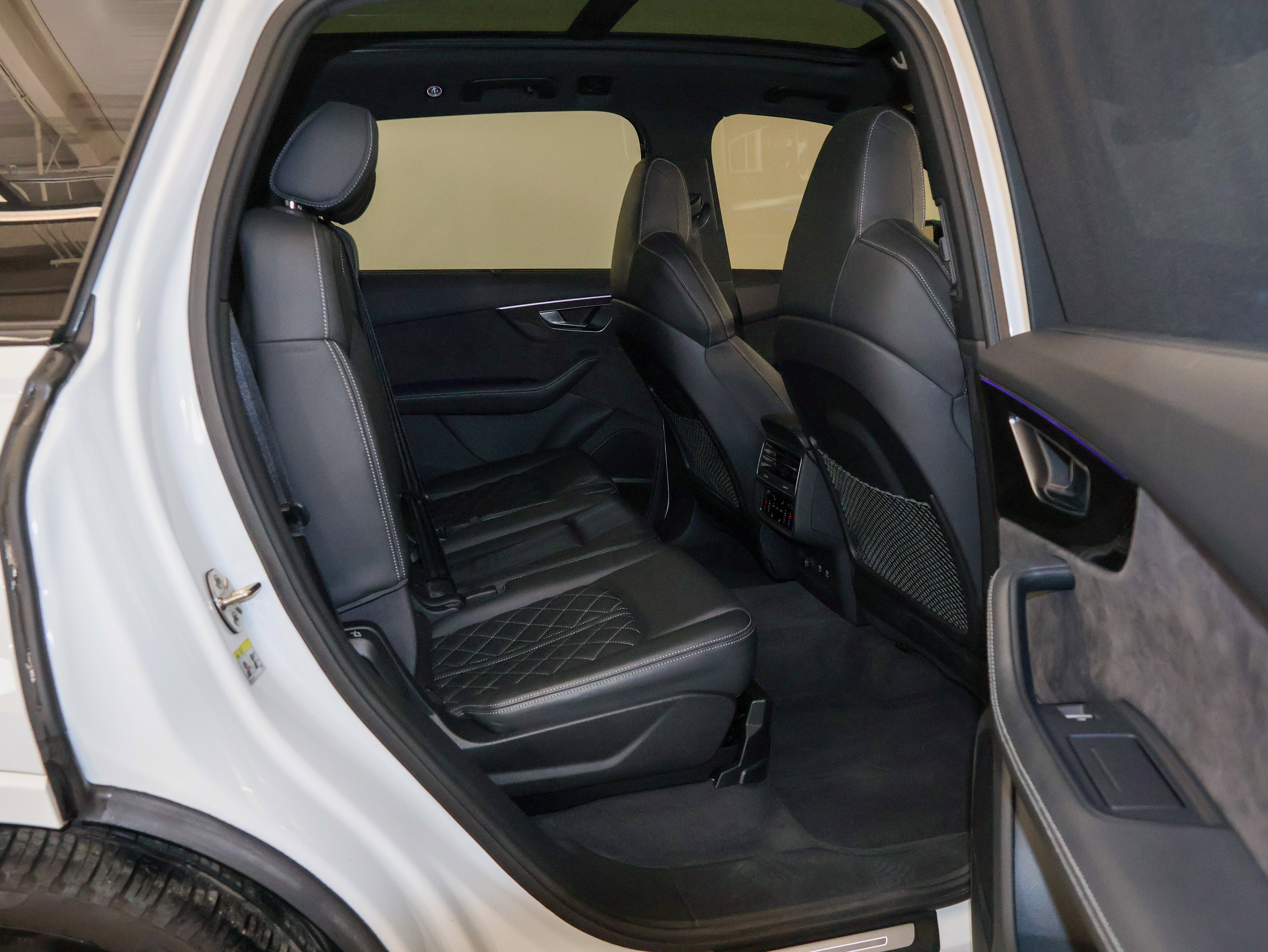 2021 Audi SQ7 Premium Plus