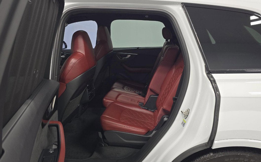 2024 Audi SQ7 Premium Plus