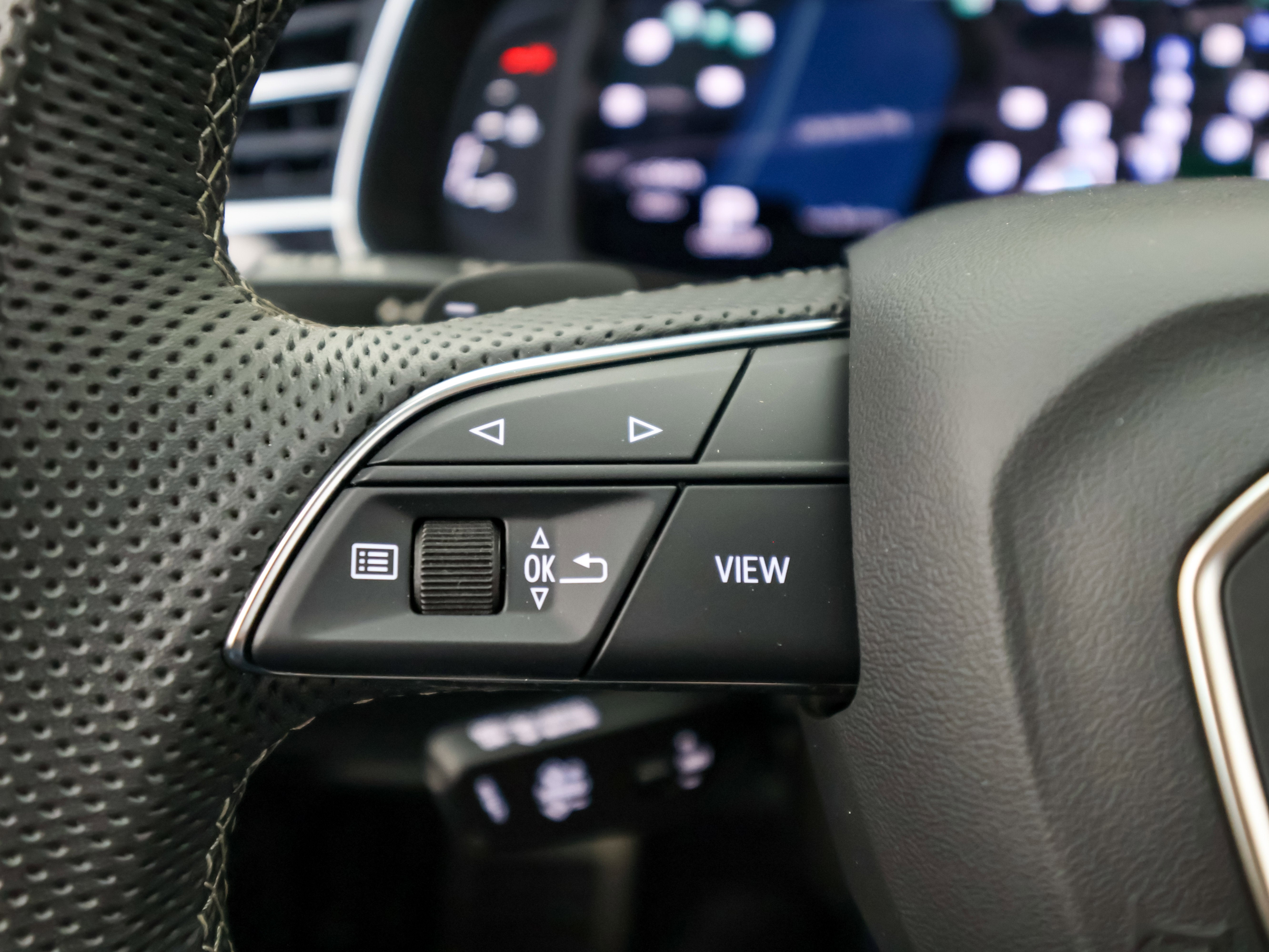 2024 Audi SQ7 Premium Plus