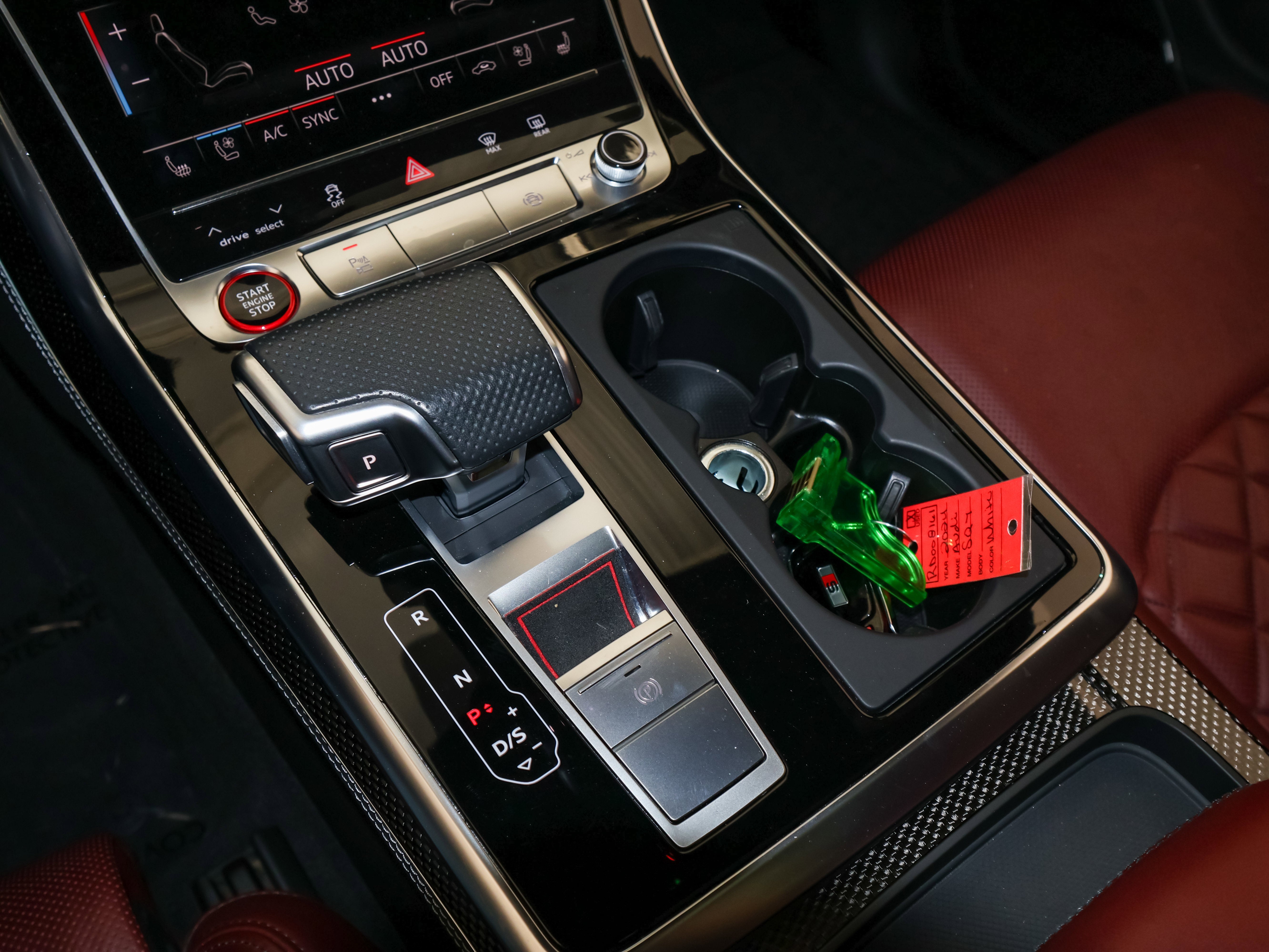 2024 Audi SQ7 Premium Plus