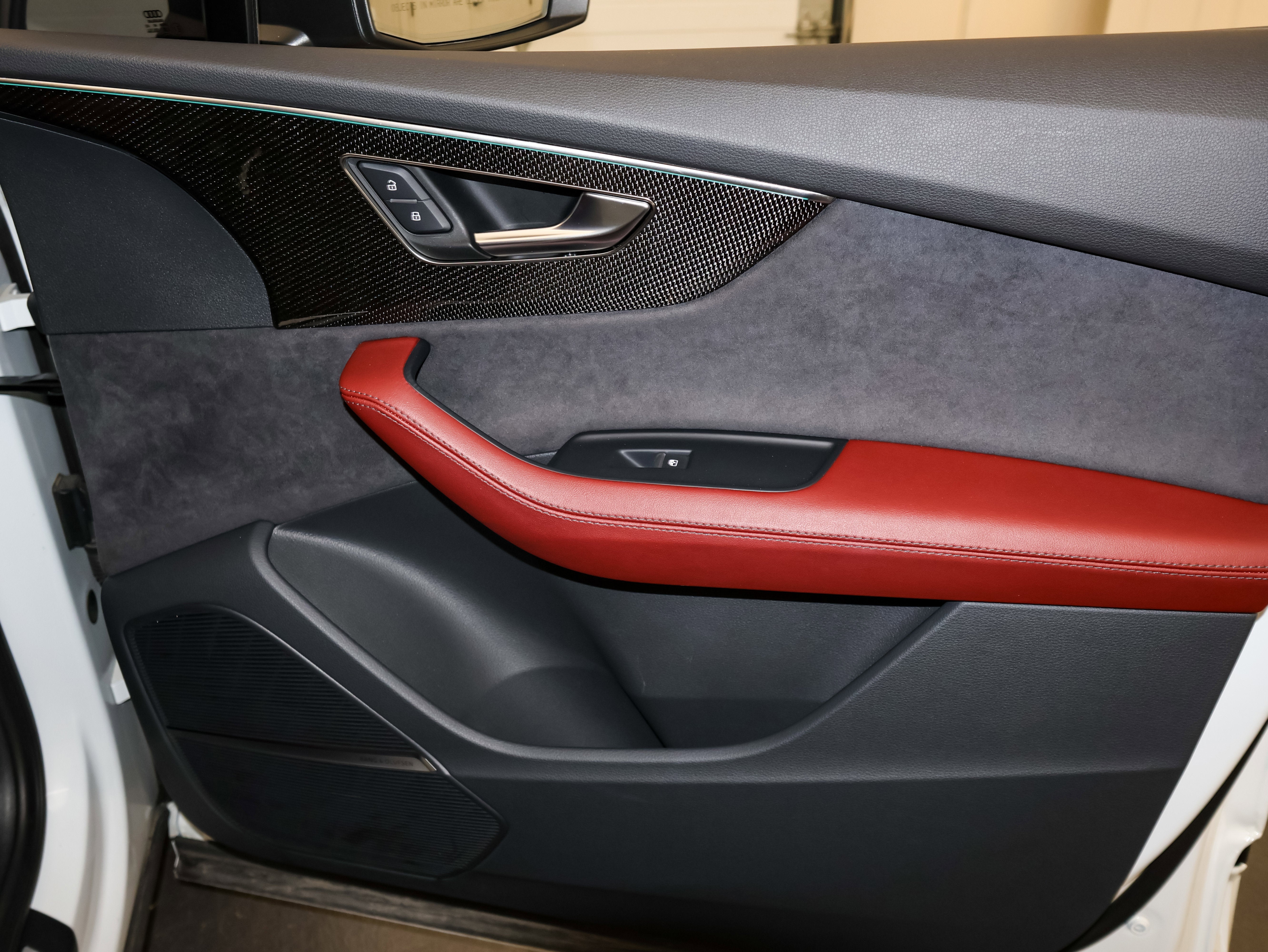 2024 Audi SQ7 Premium Plus